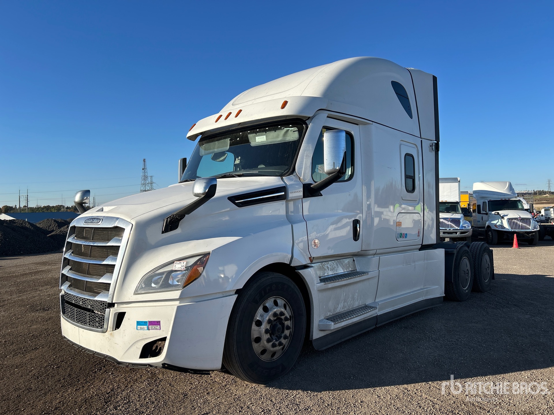 General Appearance with Picture, Left Front Corner