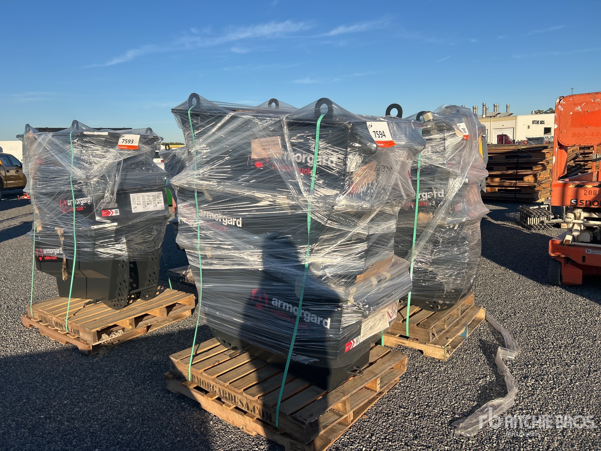 General Appearance with Picture, Right Front Corner