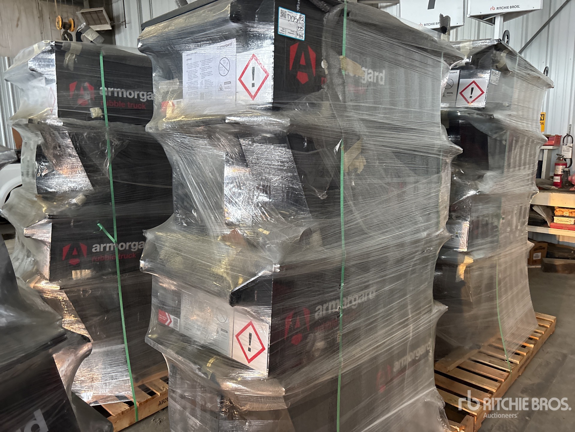 General Appearance with Featured Photo