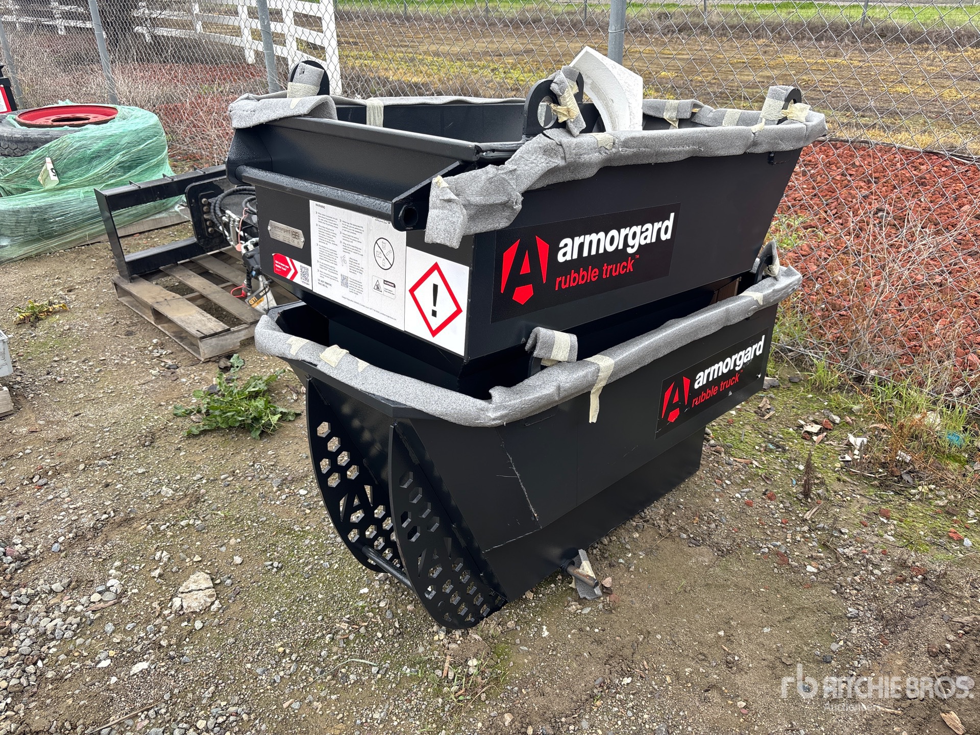 General Appearance with Featured Photo