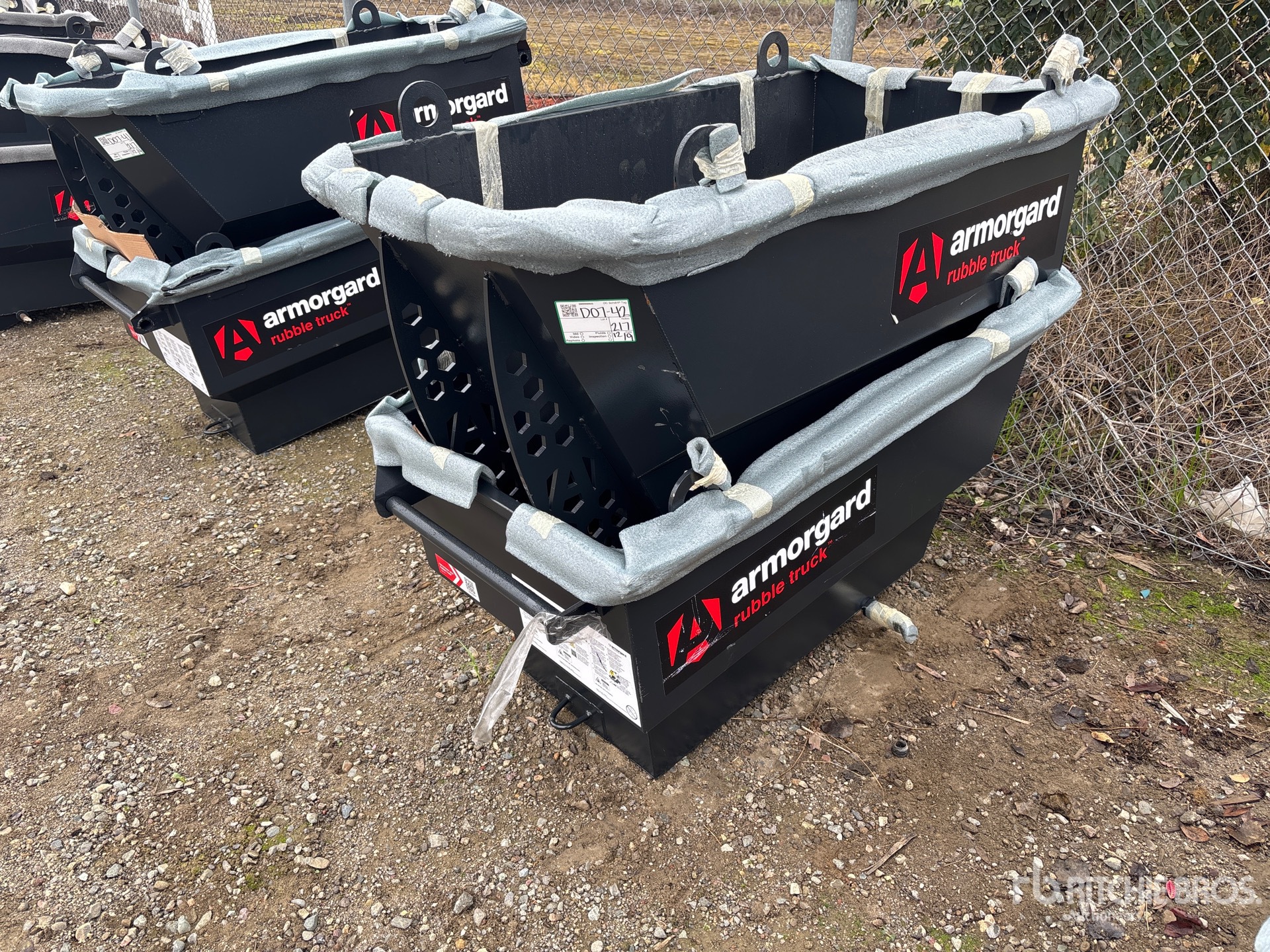 General Appearance with Featured Photo