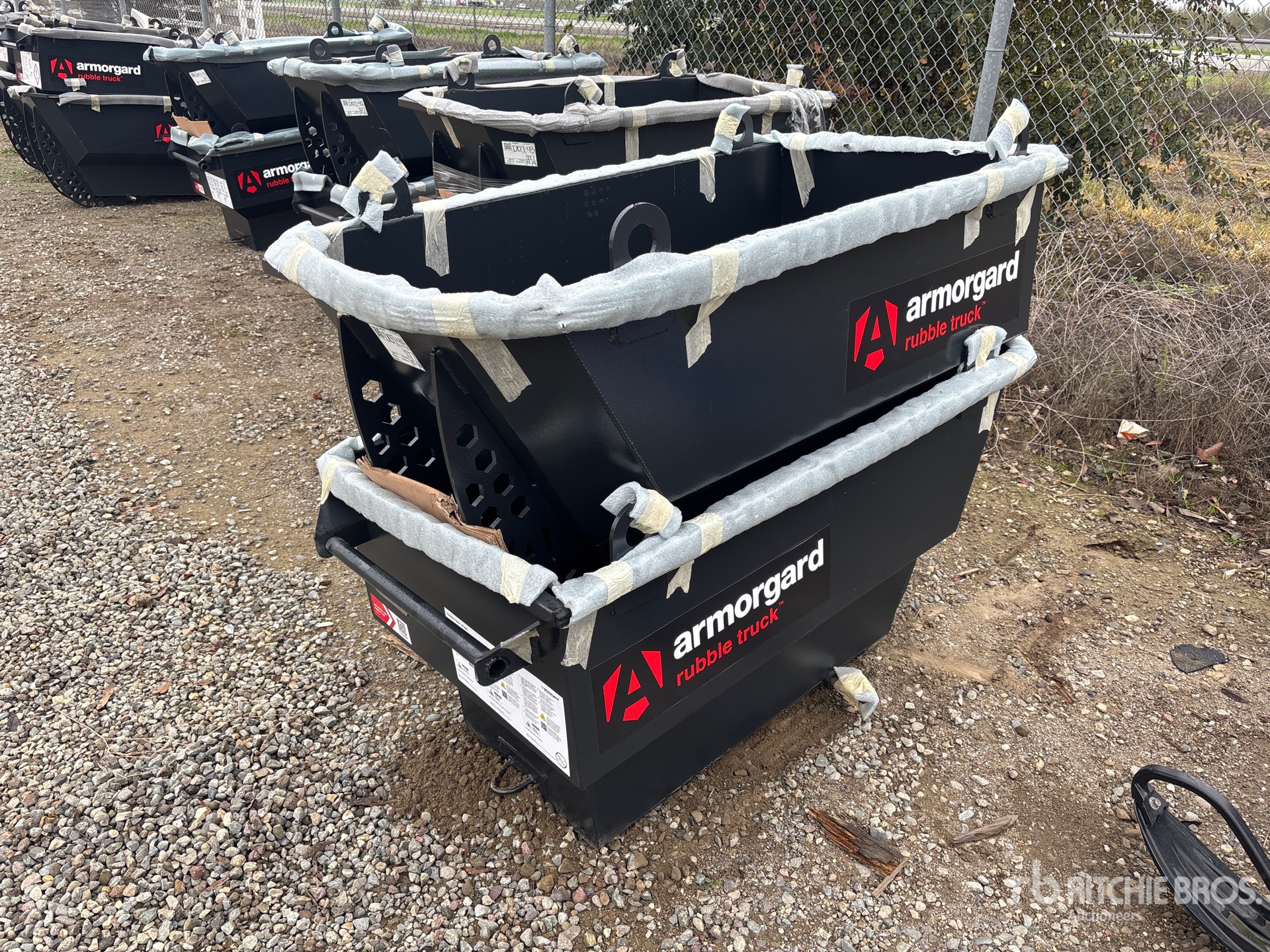 General Appearance with Featured Photo