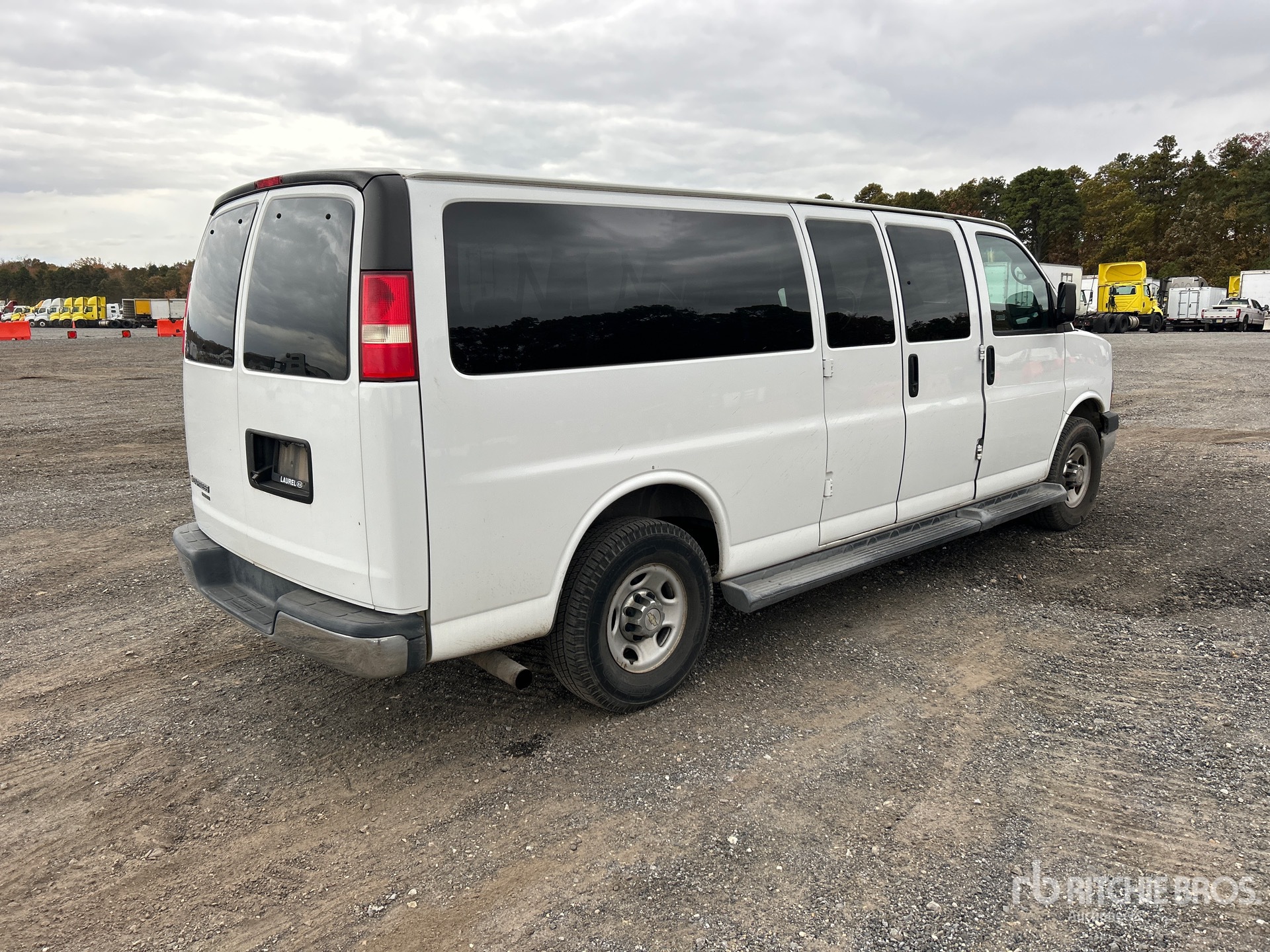 General Appearance with Picture, Right Rear Corner