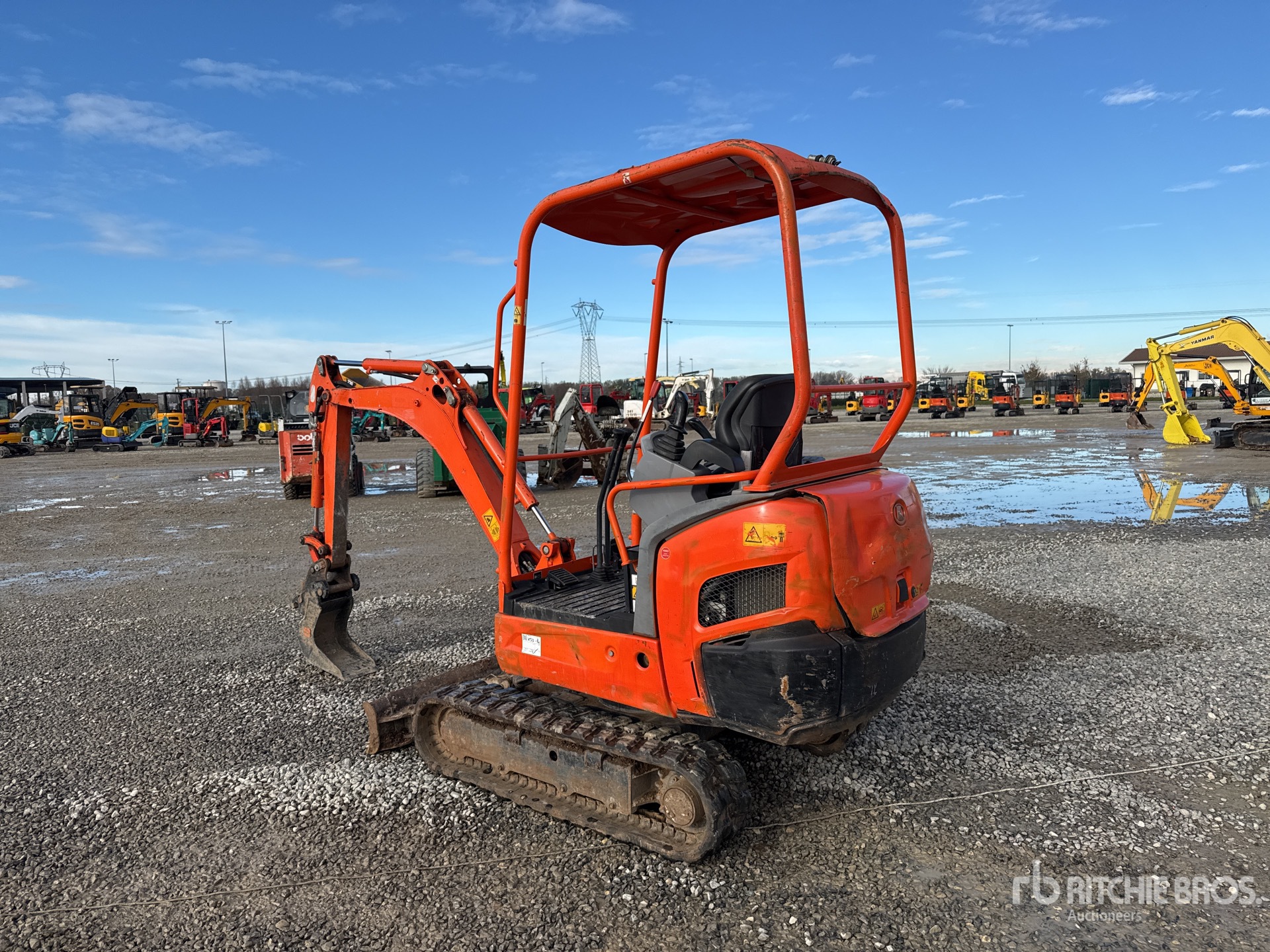 General Appearance with Picture, Left Rear Corner