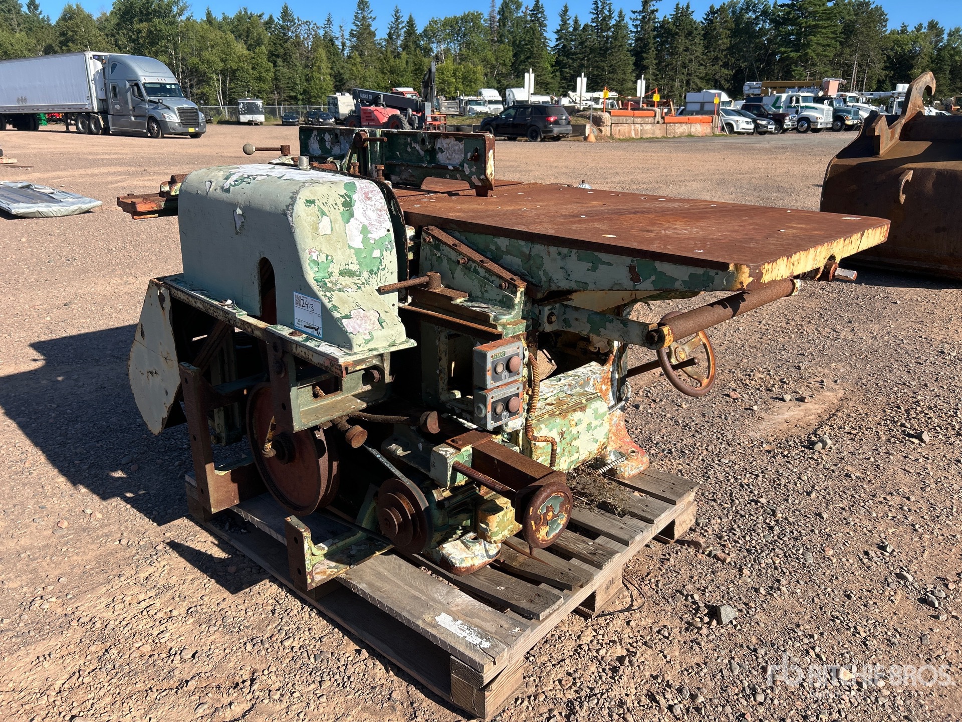 General Appearance with Imagen: esquina delantera izquierda