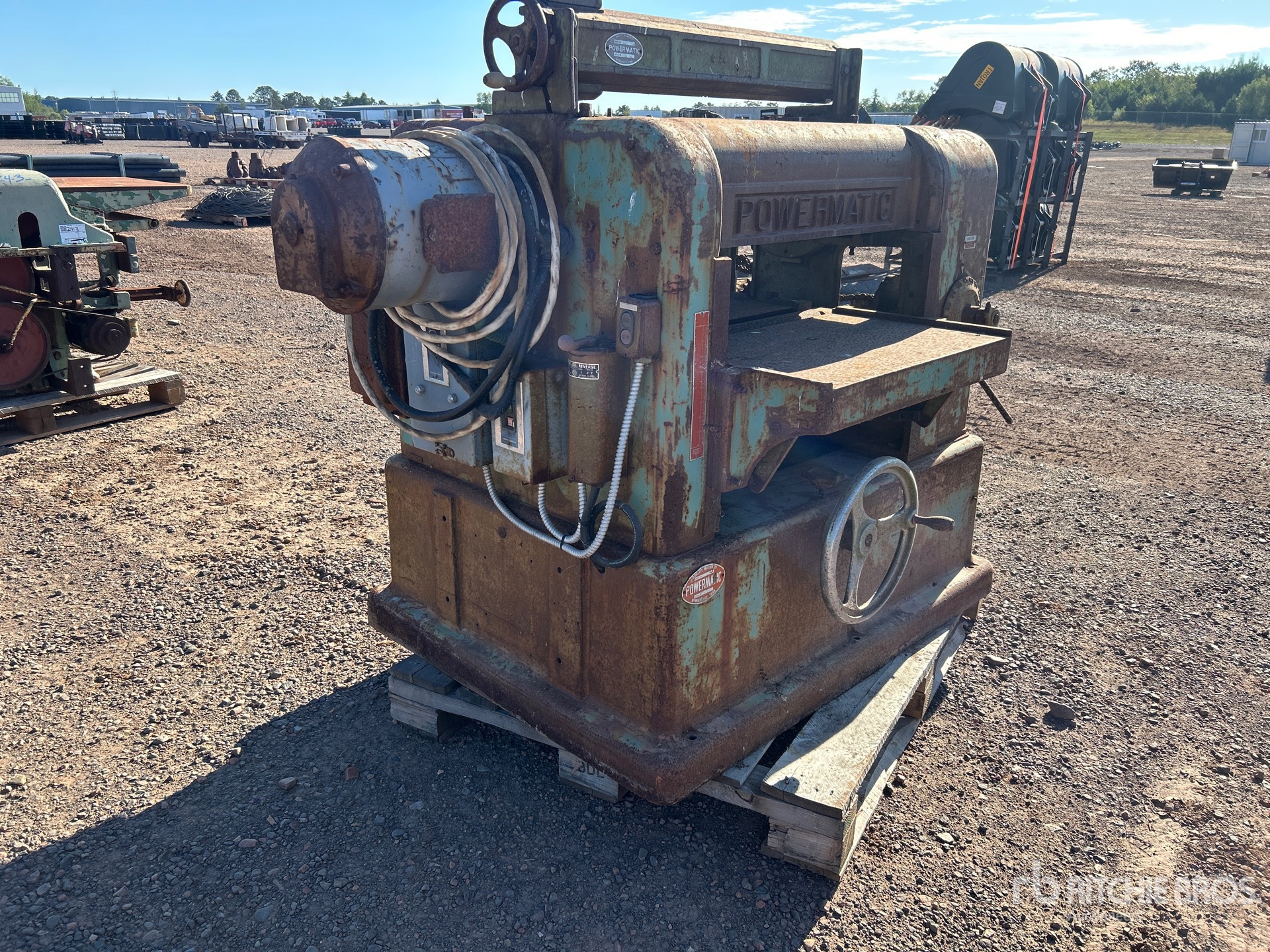 General Appearance with Imagen: esquina delantera derecha