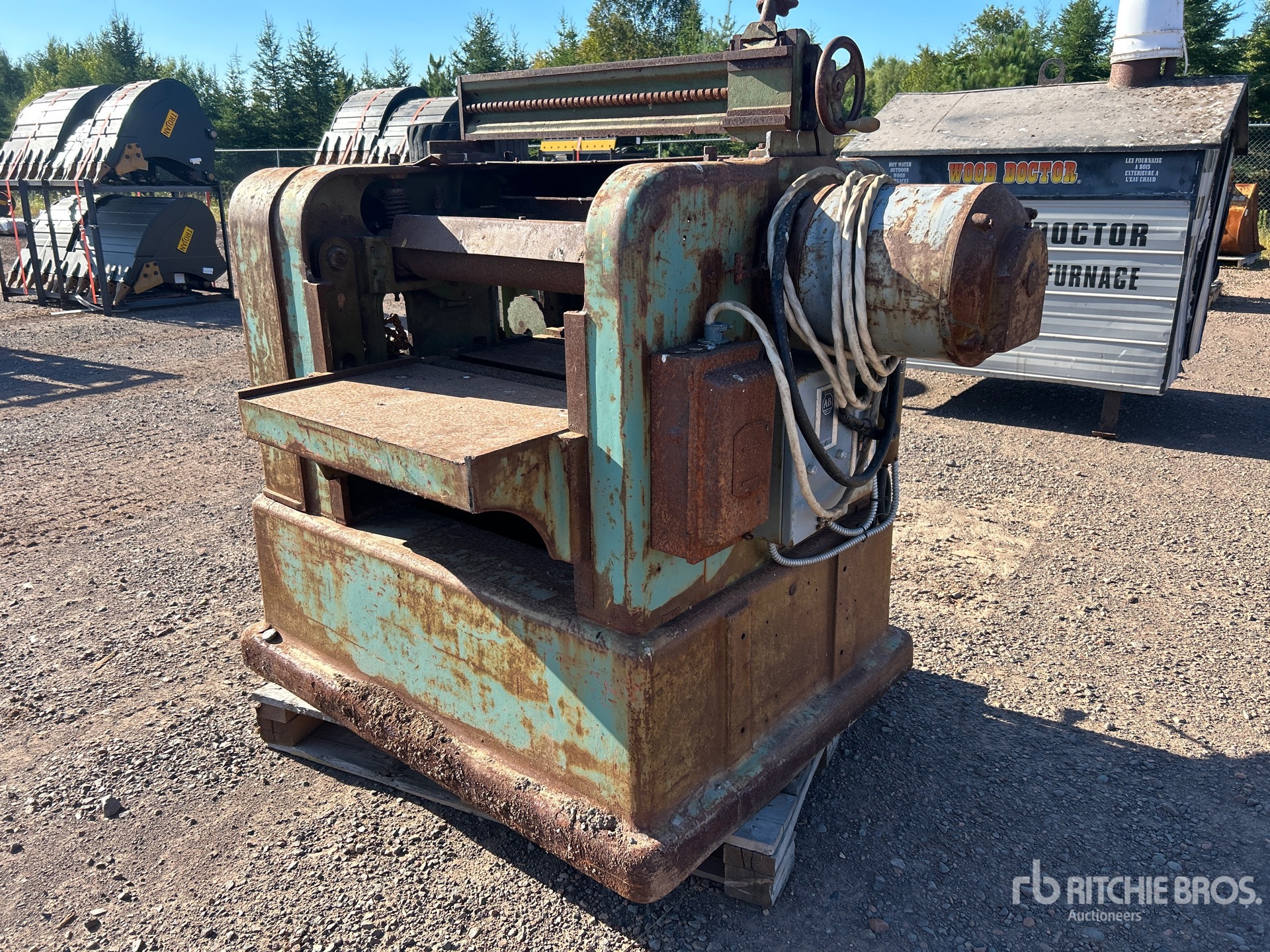 General Appearance with Imagen: esquina trasera derecha