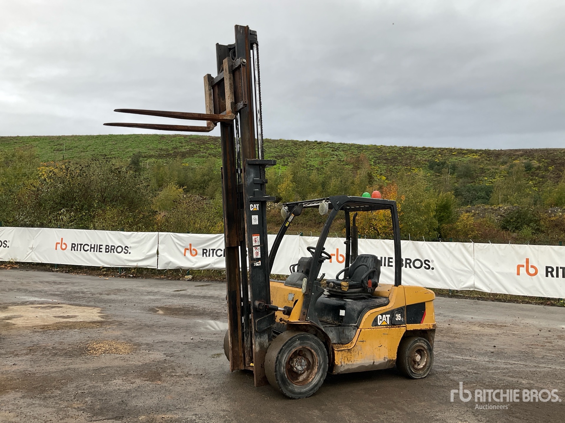 General Appearance with Featured Photo