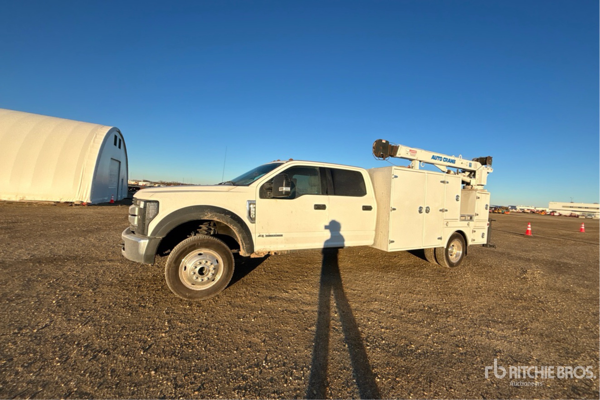 Aspect général with Image, coin avant gauche