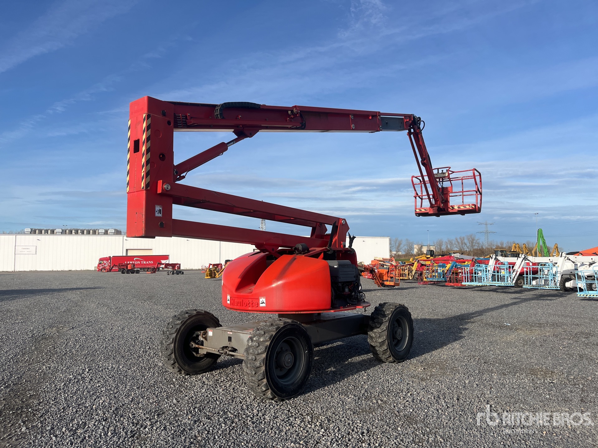 General Appearance with Picture, Left Front Corner