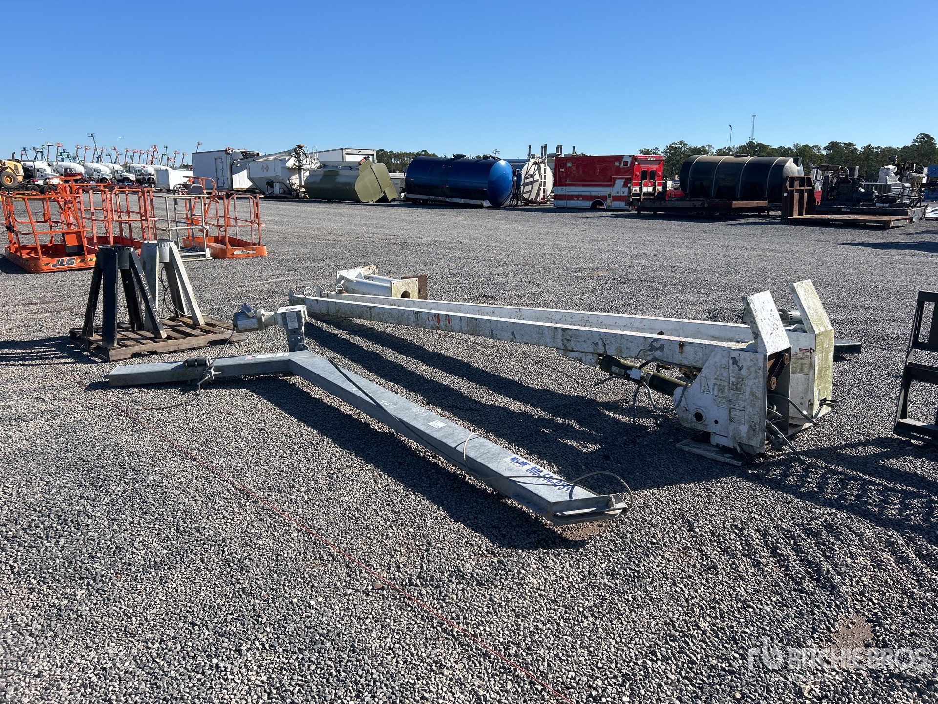 General Appearance with Bild, Ecke hinten rechts