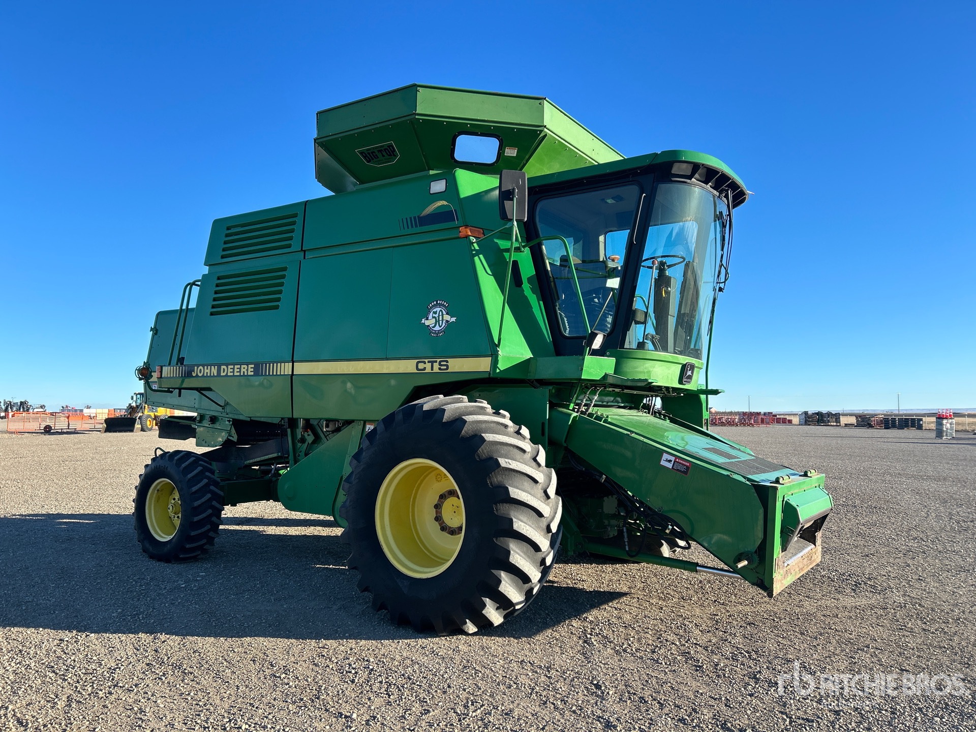 General Appearance with Image, coin avant droit