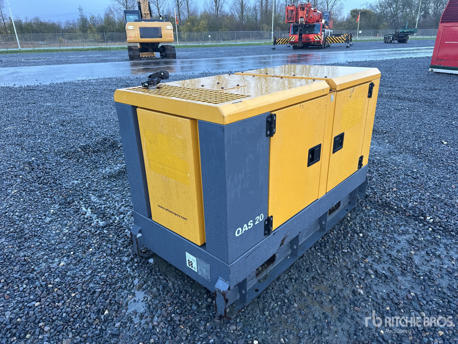 General Appearance with Picture, Right Rear Corner