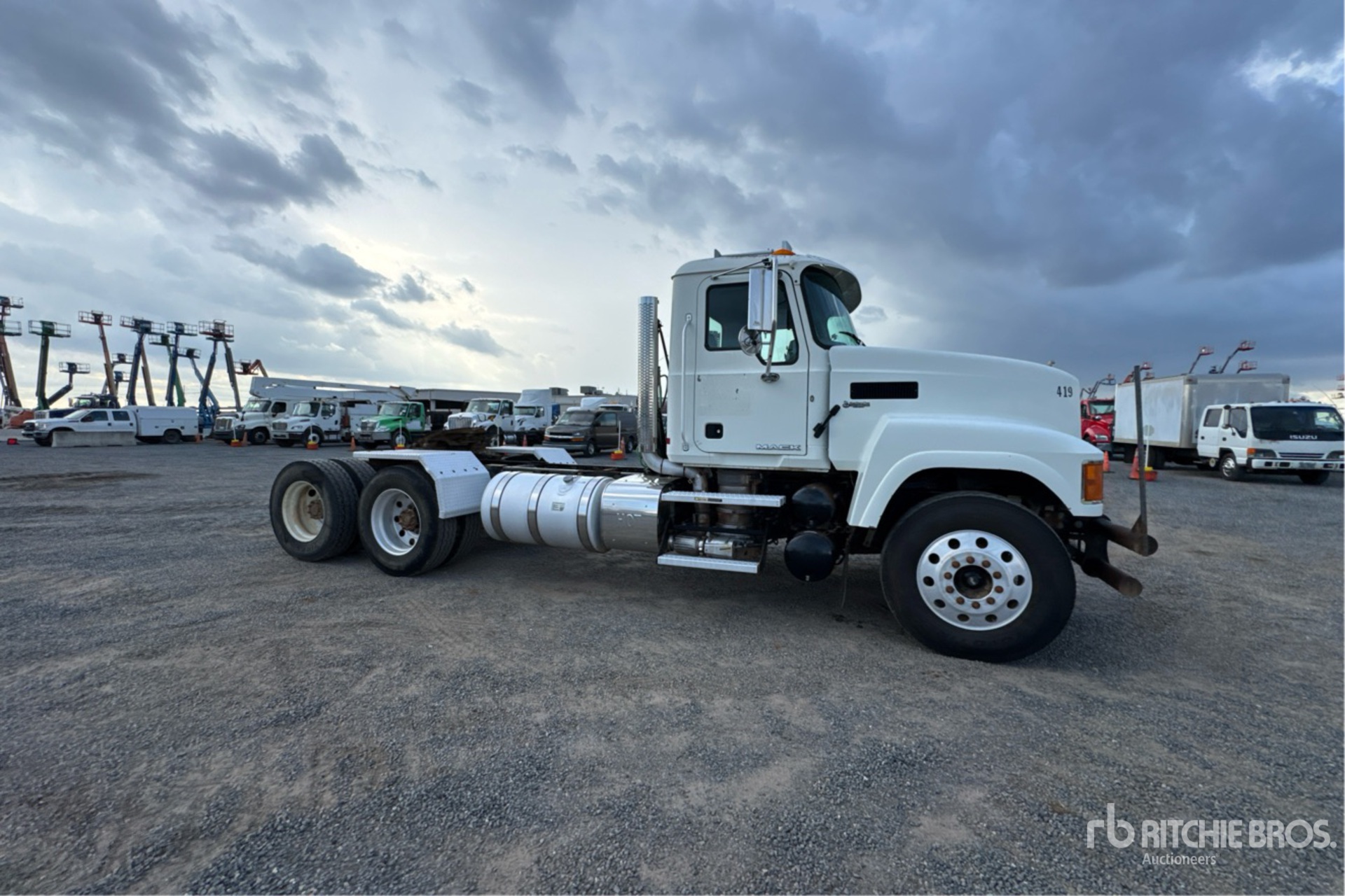 General Appearance with Image, coin avant droit