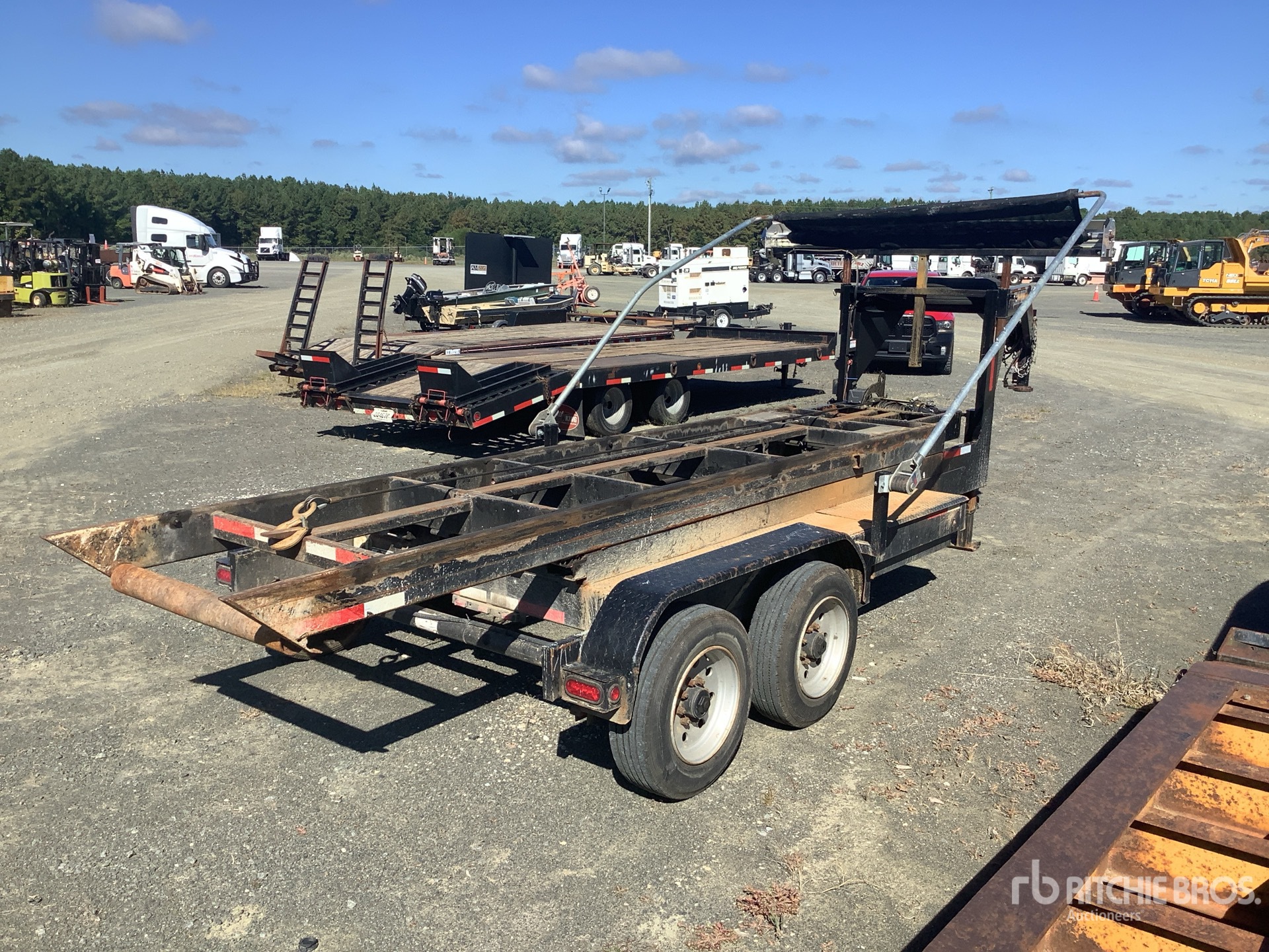 General Appearance with Bild, Ecke hinten rechts