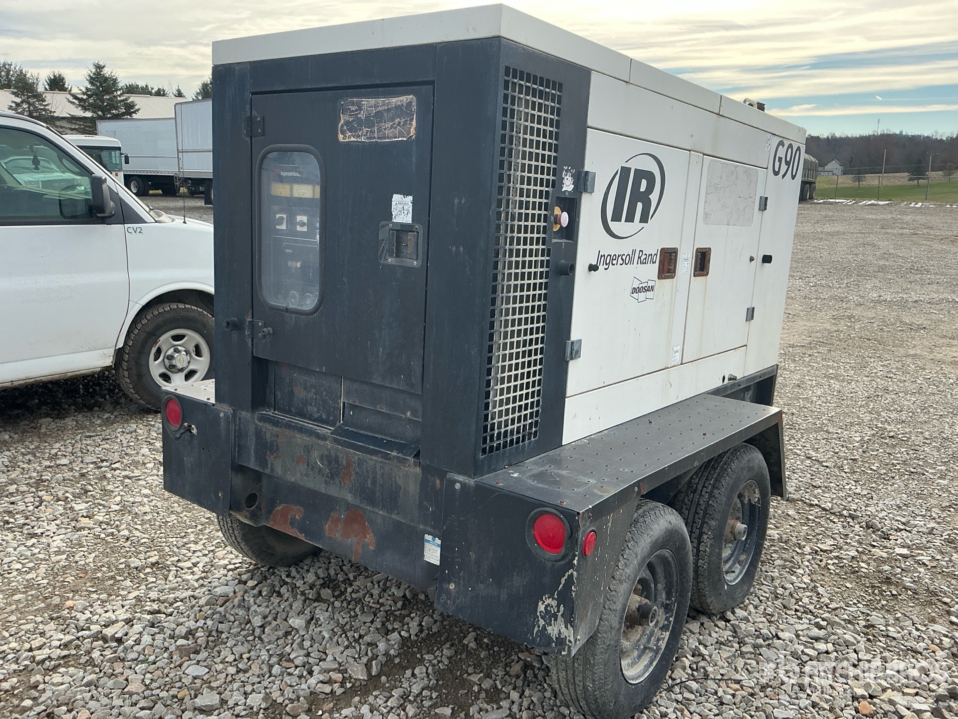 General Appearance with Picture, Right Rear Corner