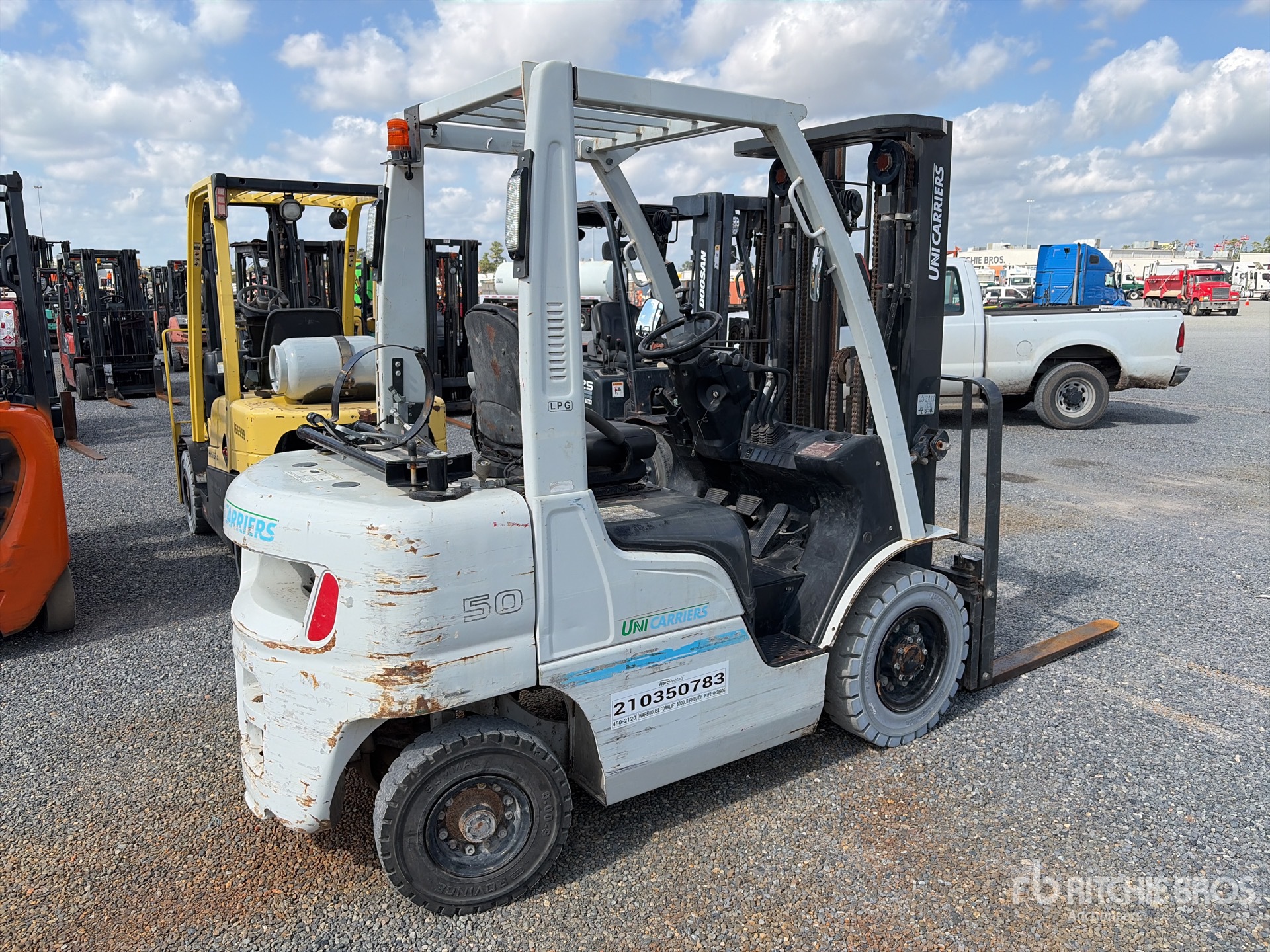 Aspect général with Image, coin arrière droit