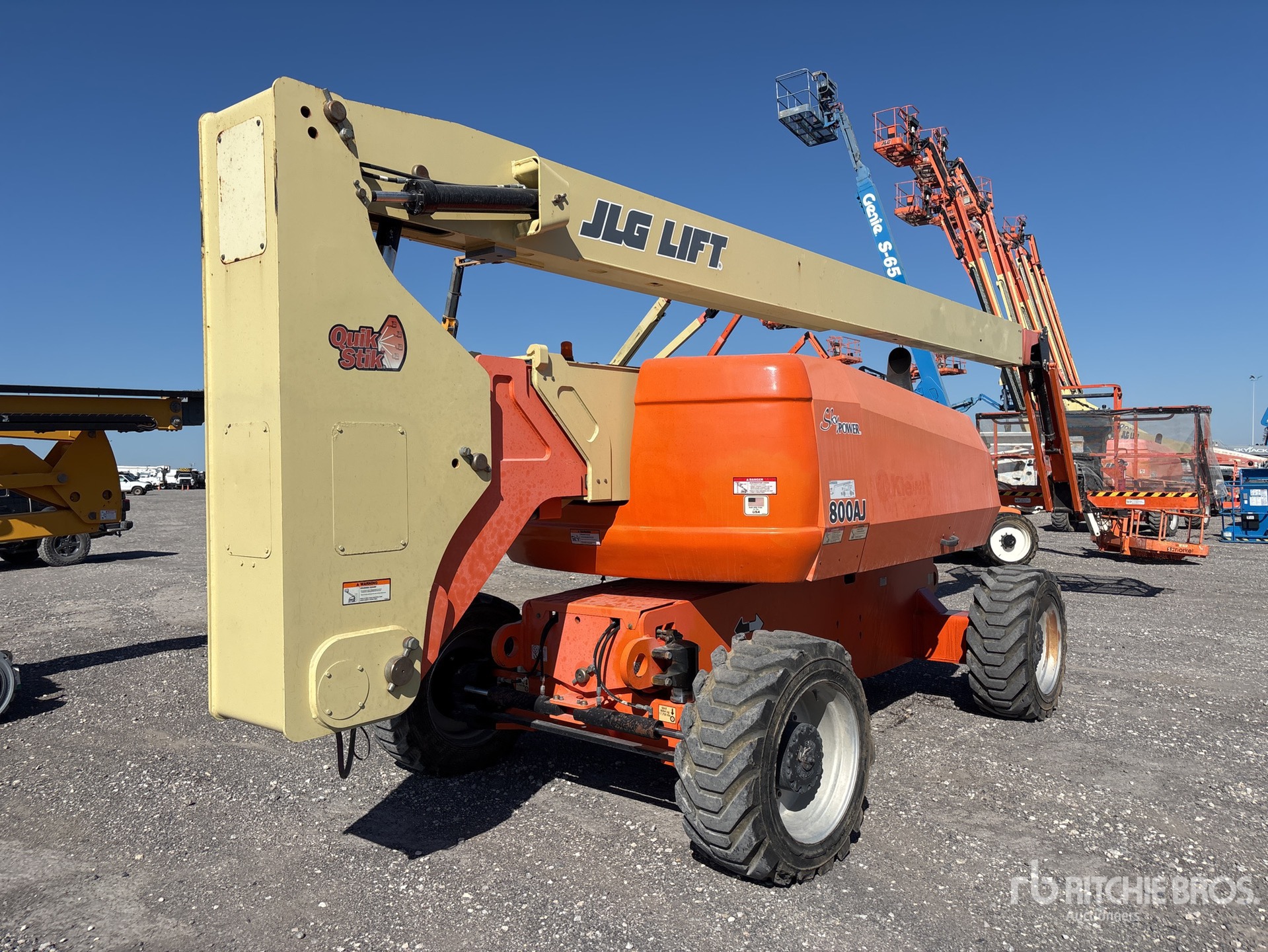 General Appearance with Imagen: esquina trasera derecha