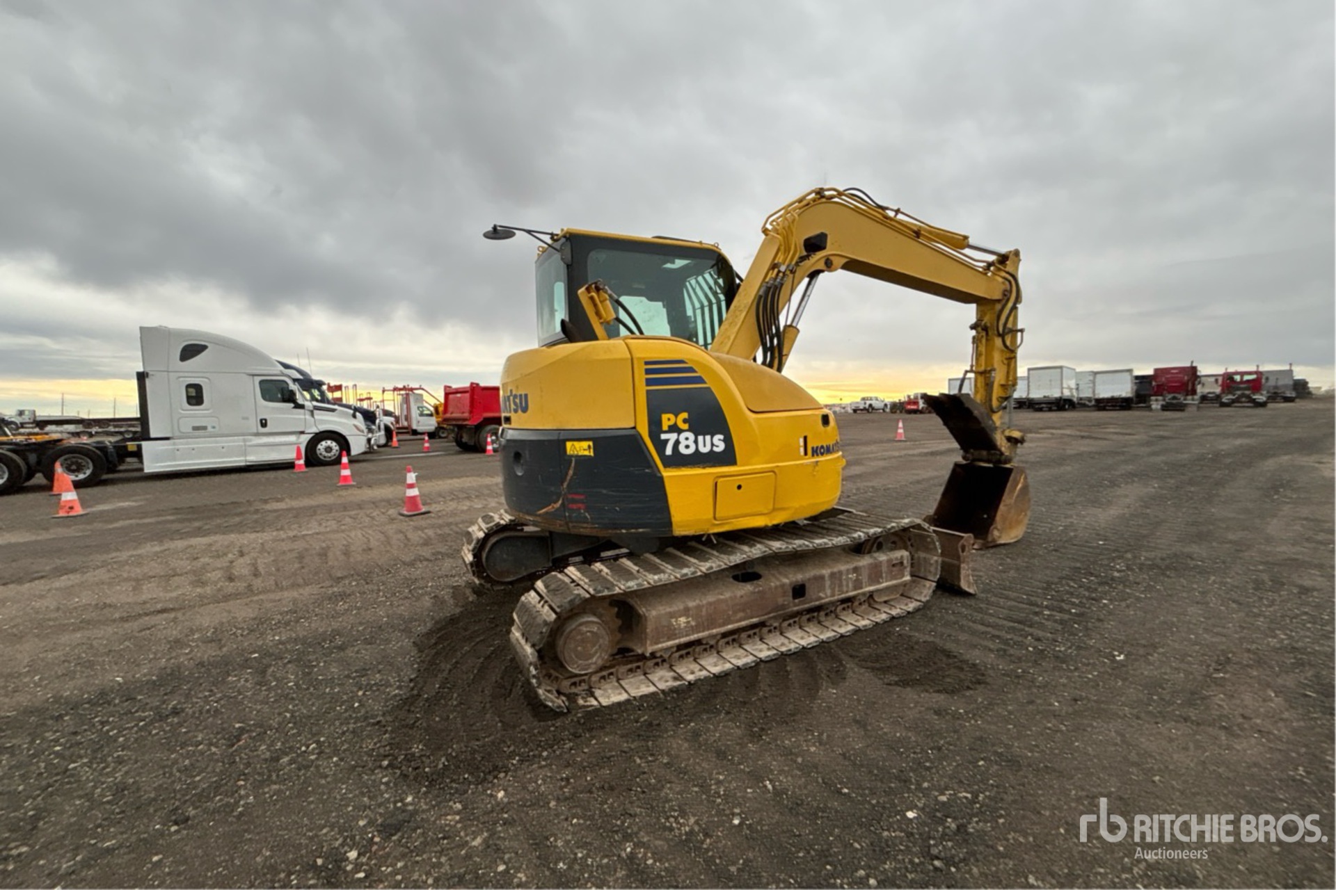 General Appearance with Picture, Right Rear Corner