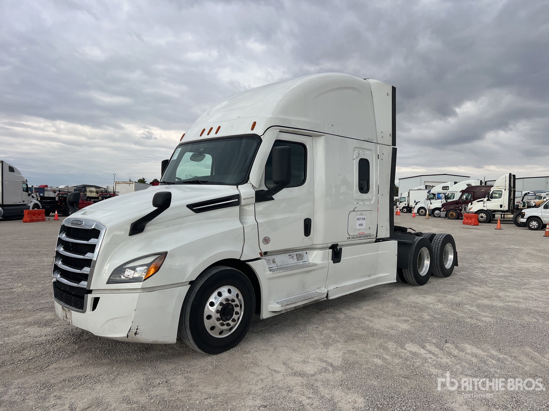 General Appearance with Featured Photo