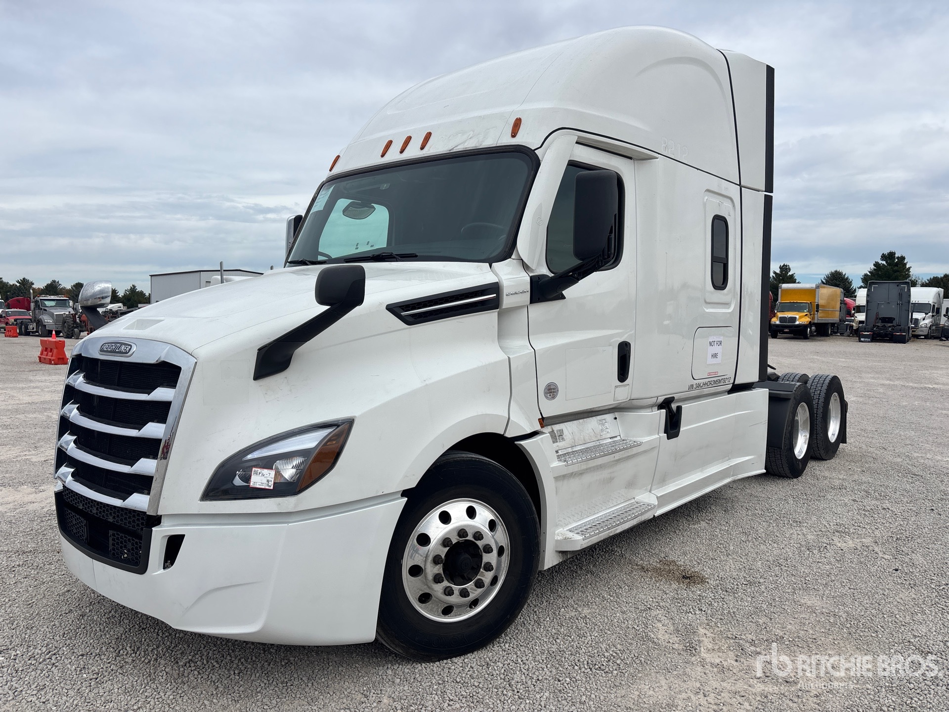 General Appearance with Featured Photo