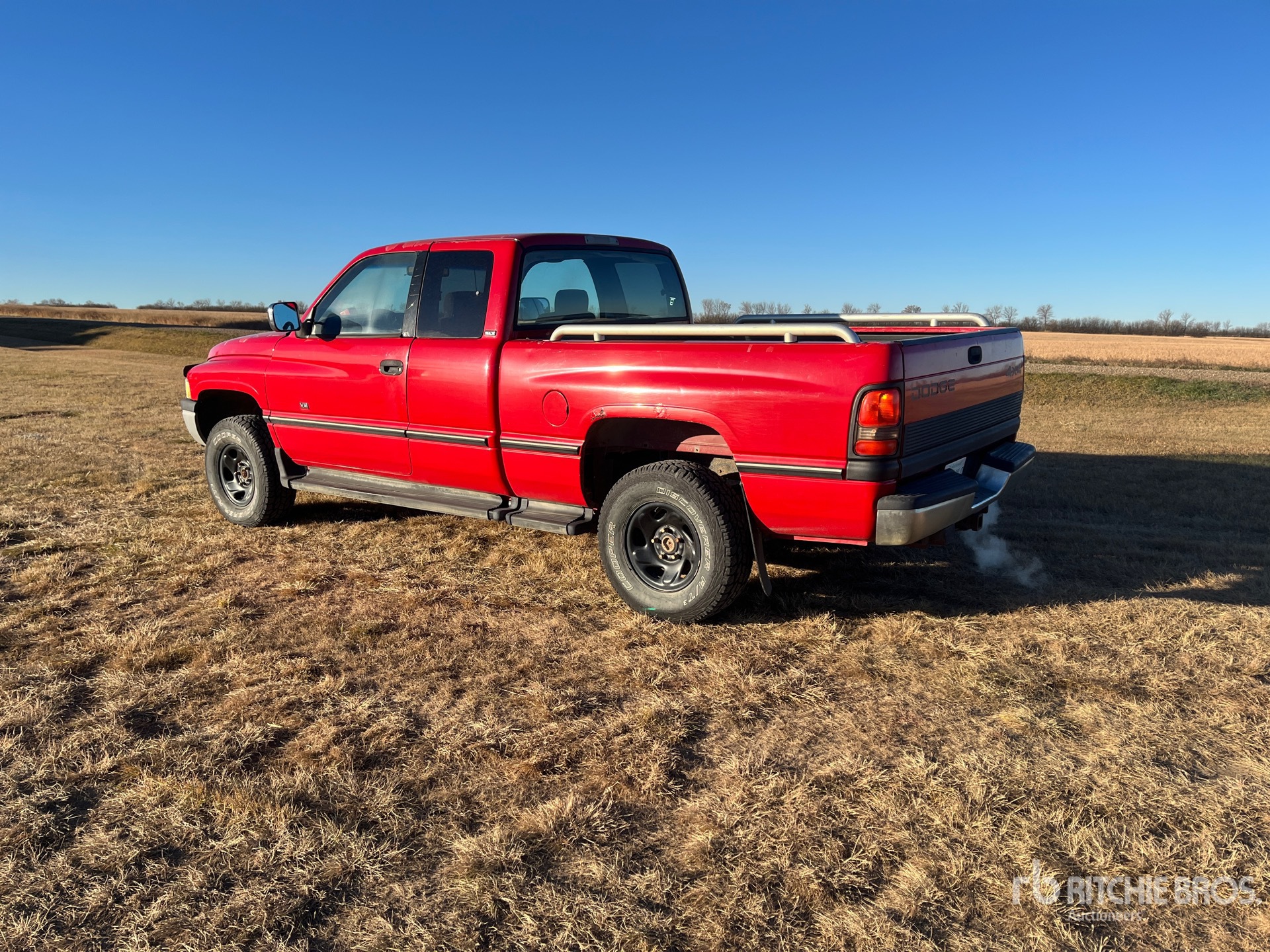 General Appearance with Foto, angolo posteriore sinistro