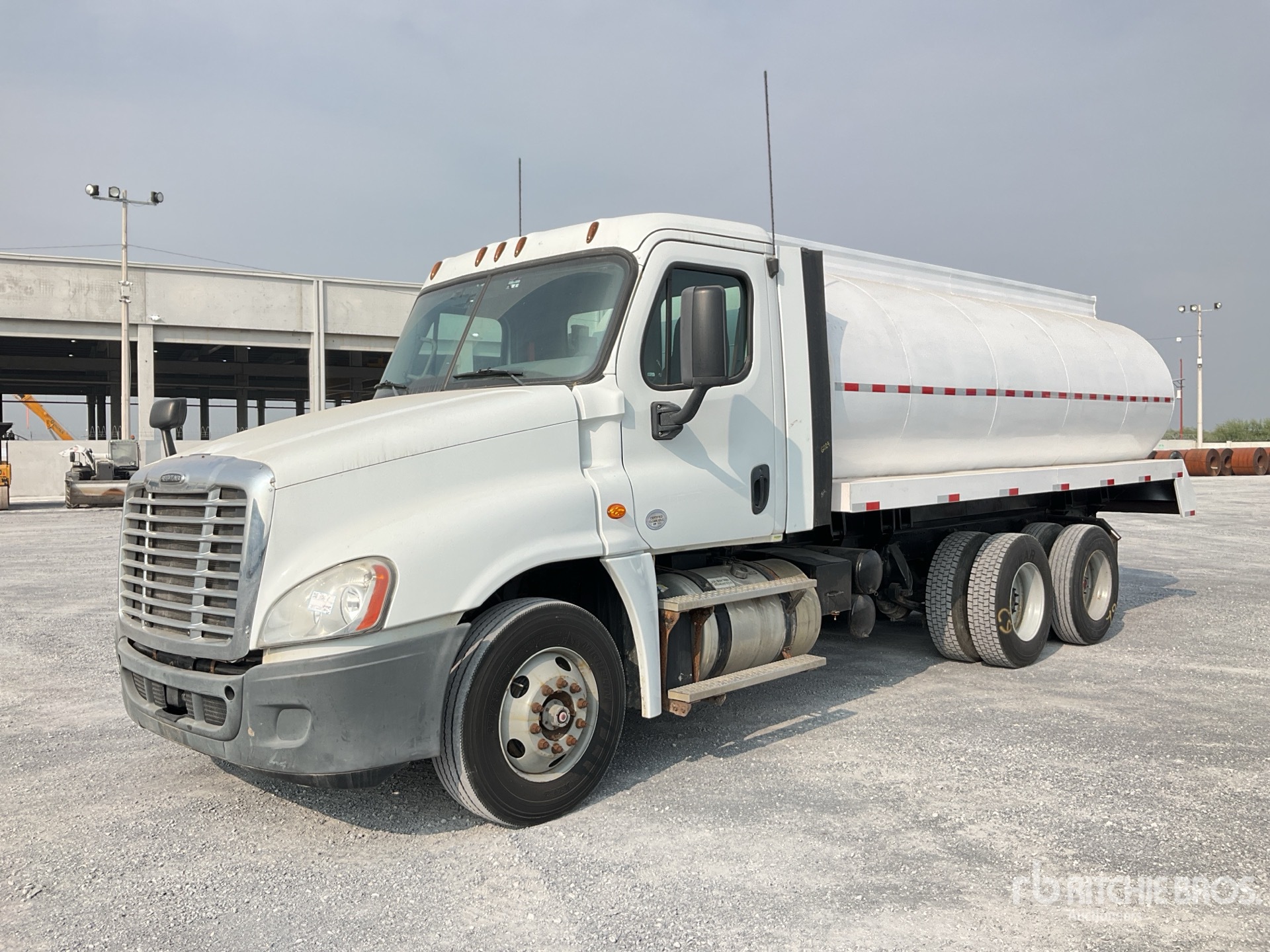 General Appearance with Featured Photo