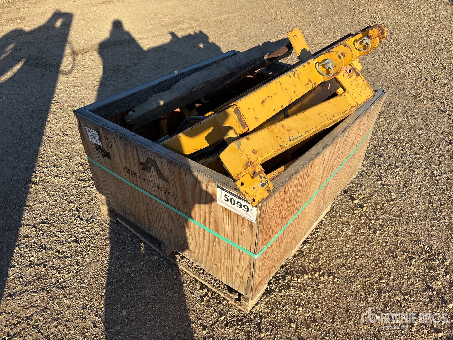 General Appearance with Bild, Ecke vorne rechts