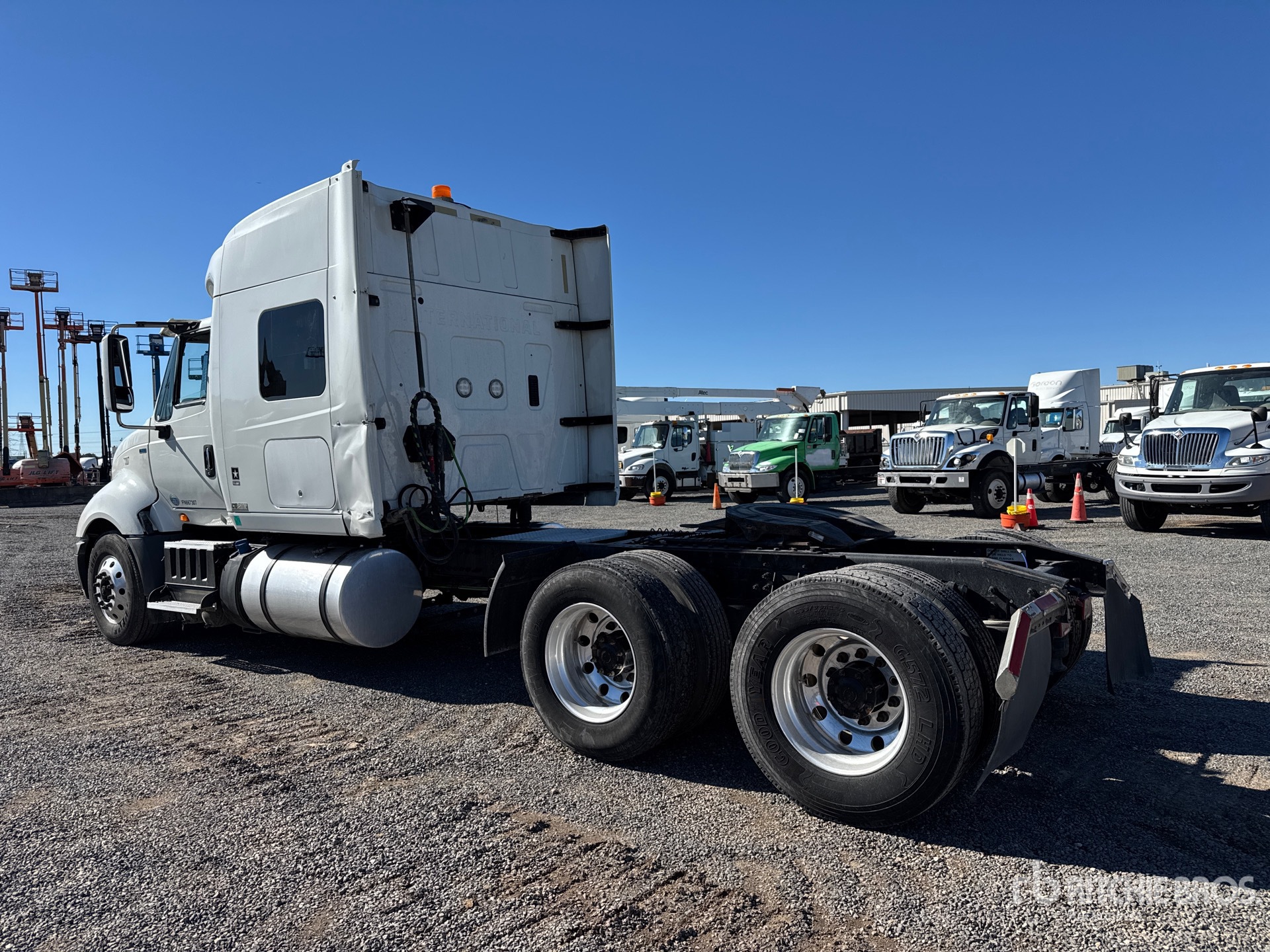 General Appearance with Imagen: esquina trasera izquierda