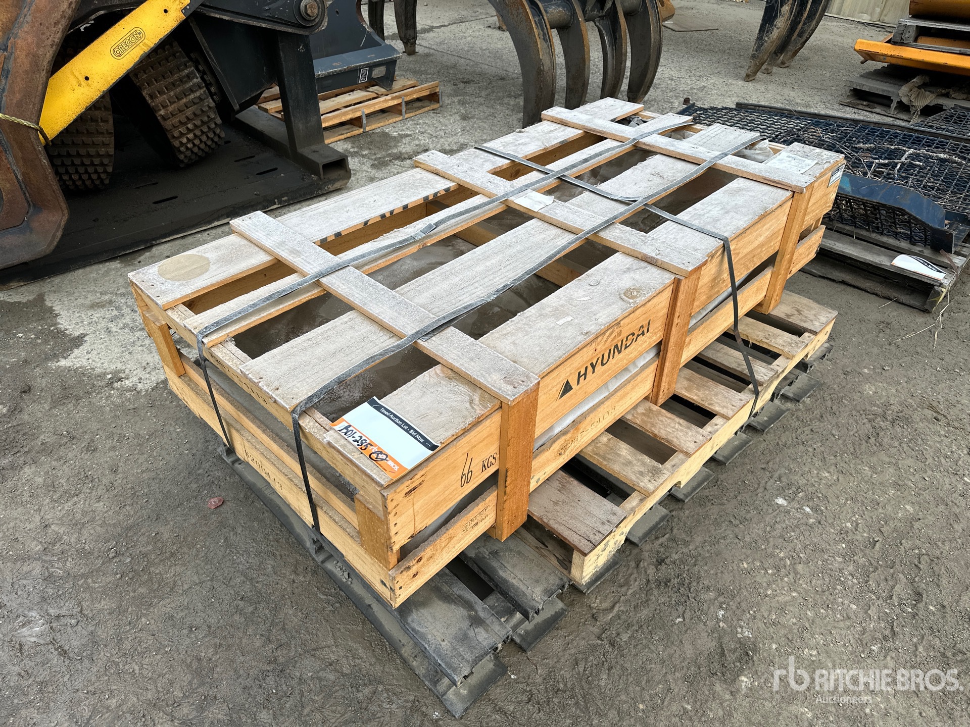 General Appearance with Picture, Left Front Corner