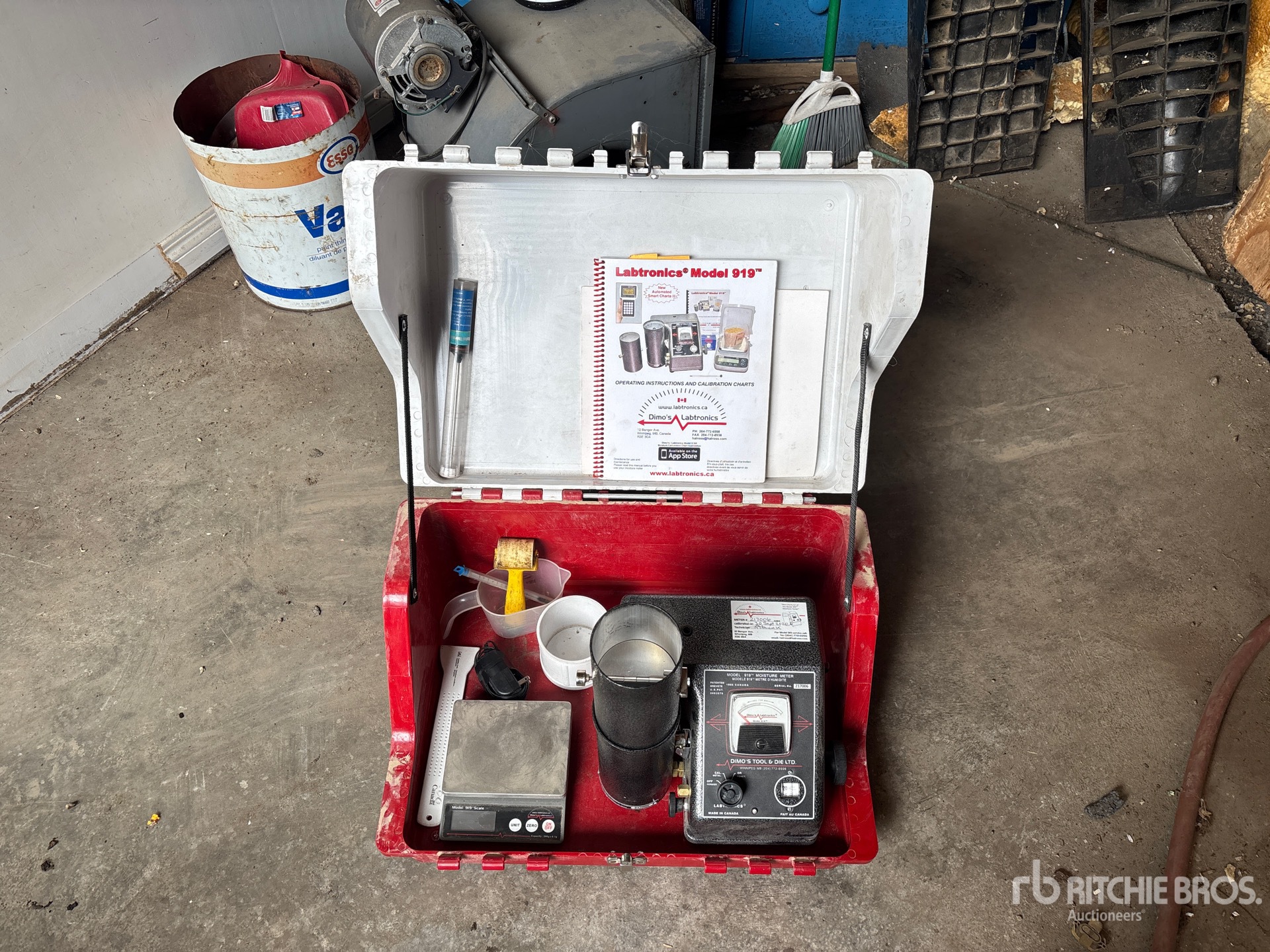 General Appearance with Picture, Left Front Corner