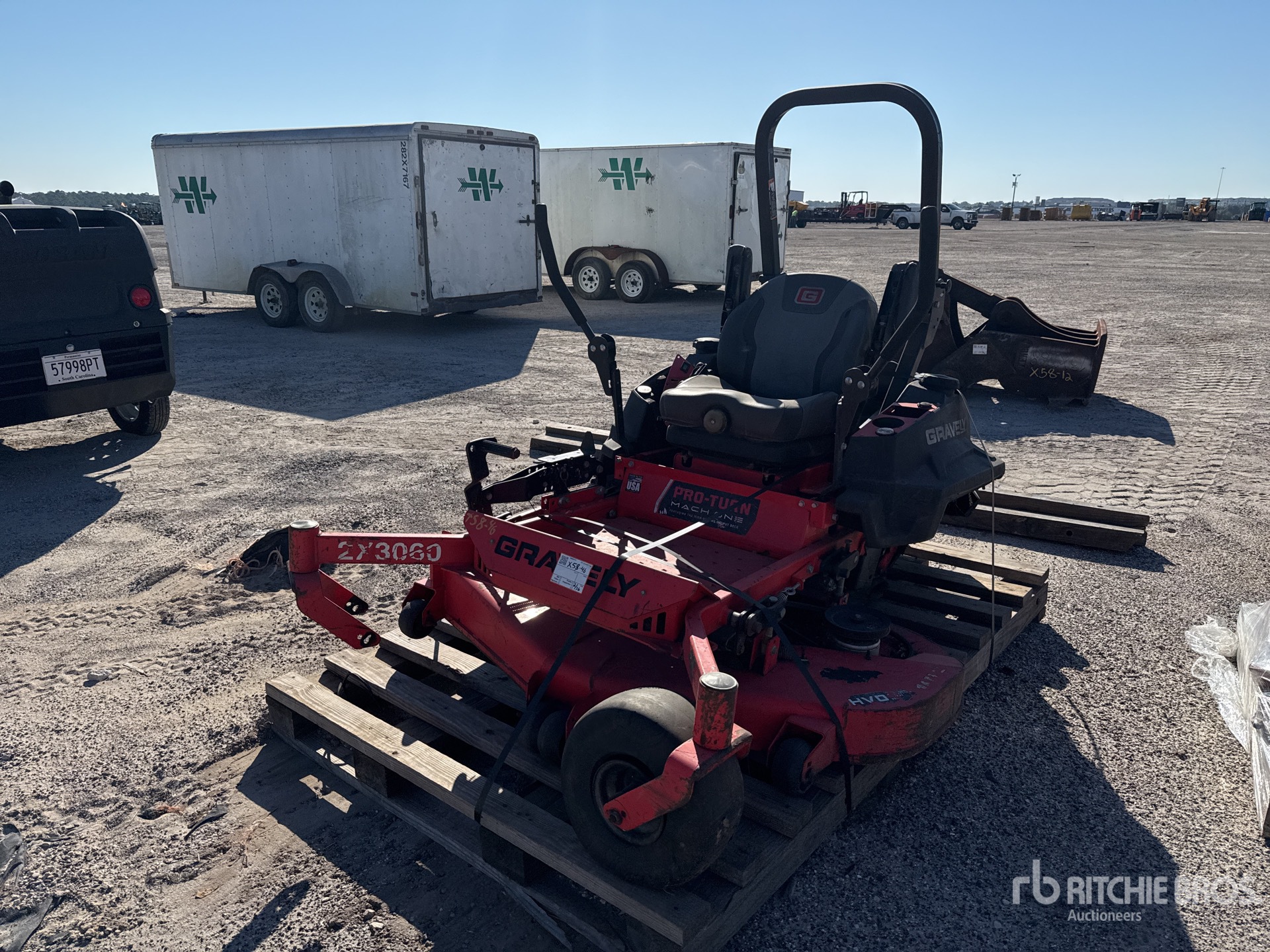 General Appearance with Picture, Left Front Corner