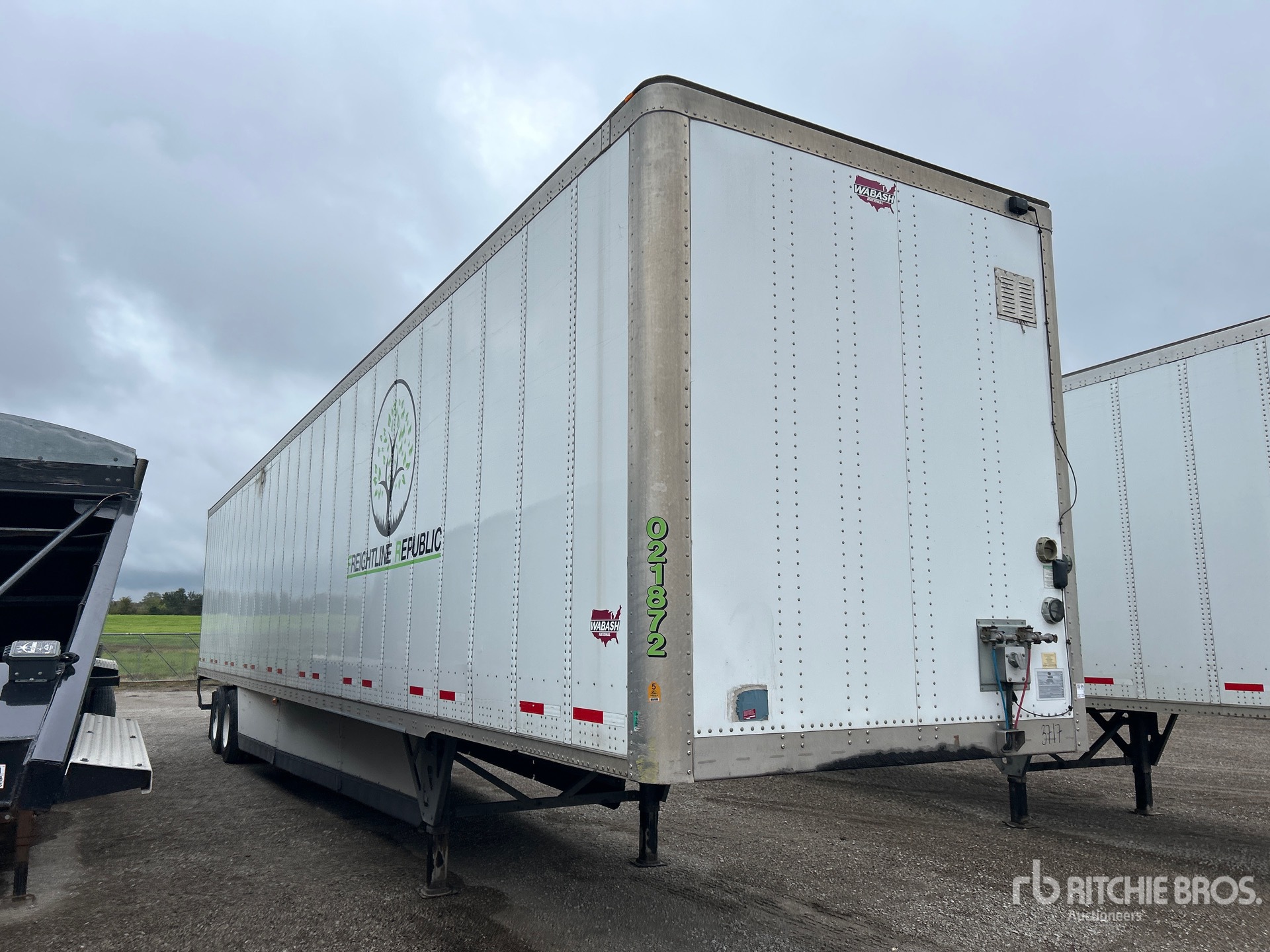 Aspect général with Image, coin avant droit