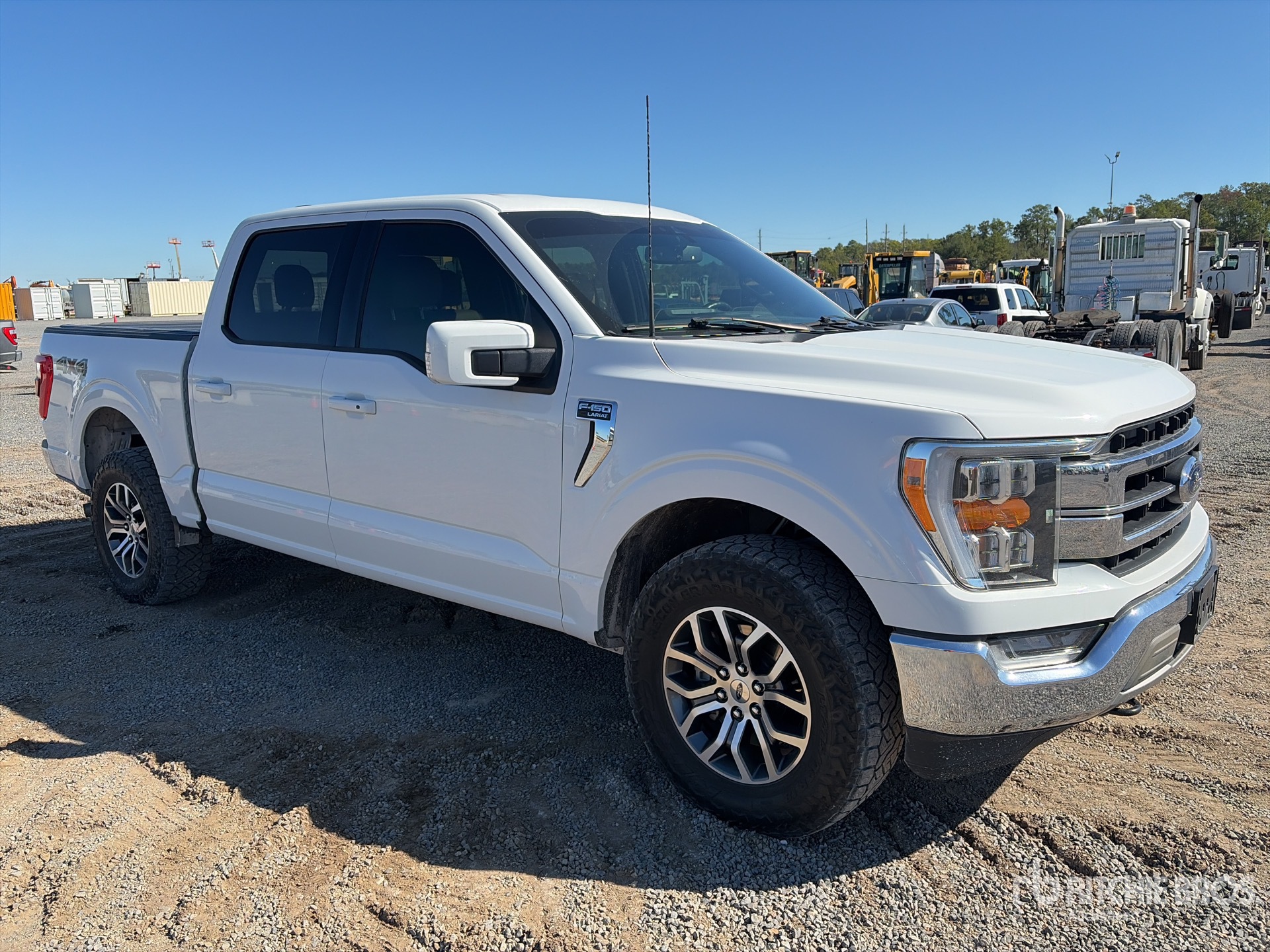 General Appearance with Image, coin avant droit