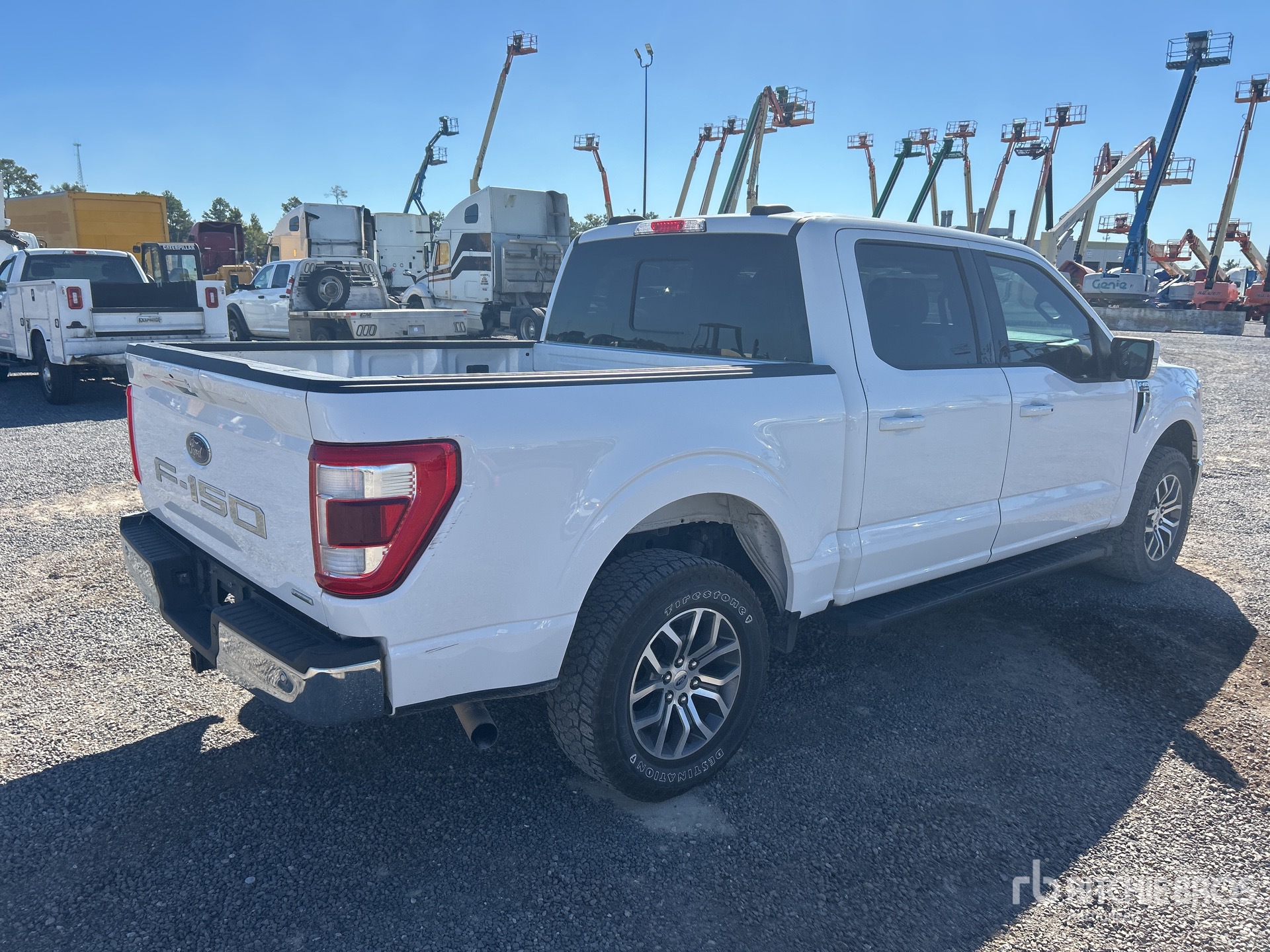 General Appearance with Imagen: esquina trasera derecha