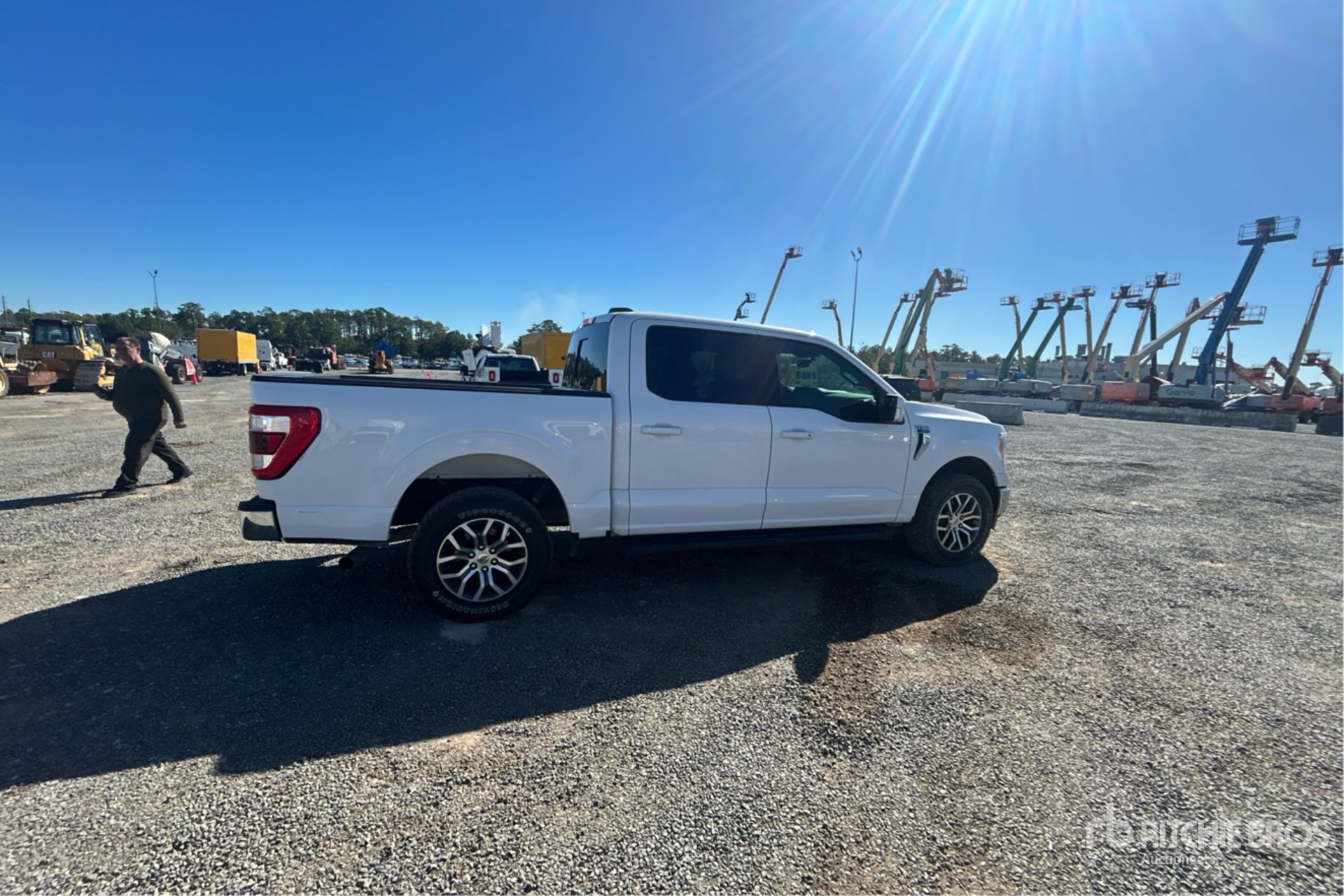 General Appearance with Image, coin arrière droit