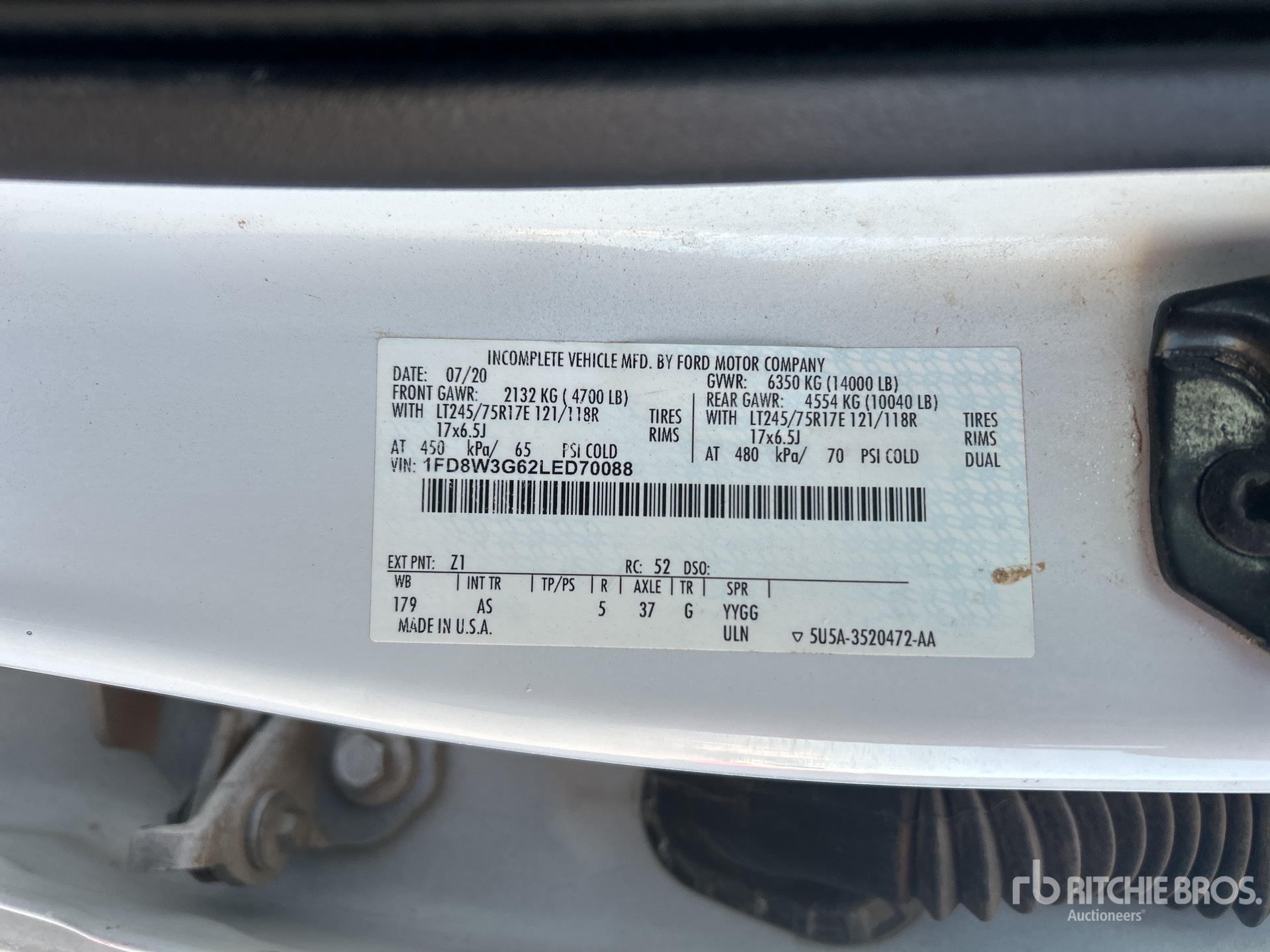 General Appearance with Numer seryjny/numer identyfikacyjny pojazdu