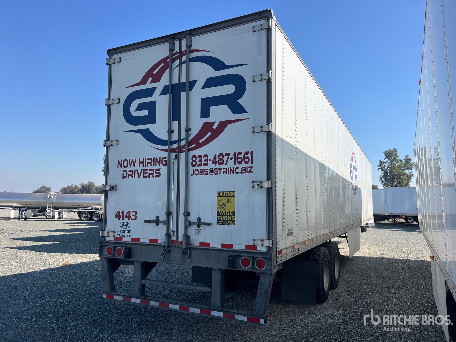 General Appearance with Picture, Right Rear Corner