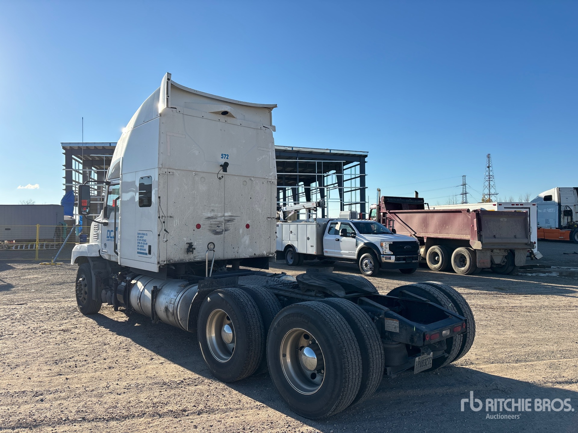 General Appearance with Imagen: esquina trasera izquierda