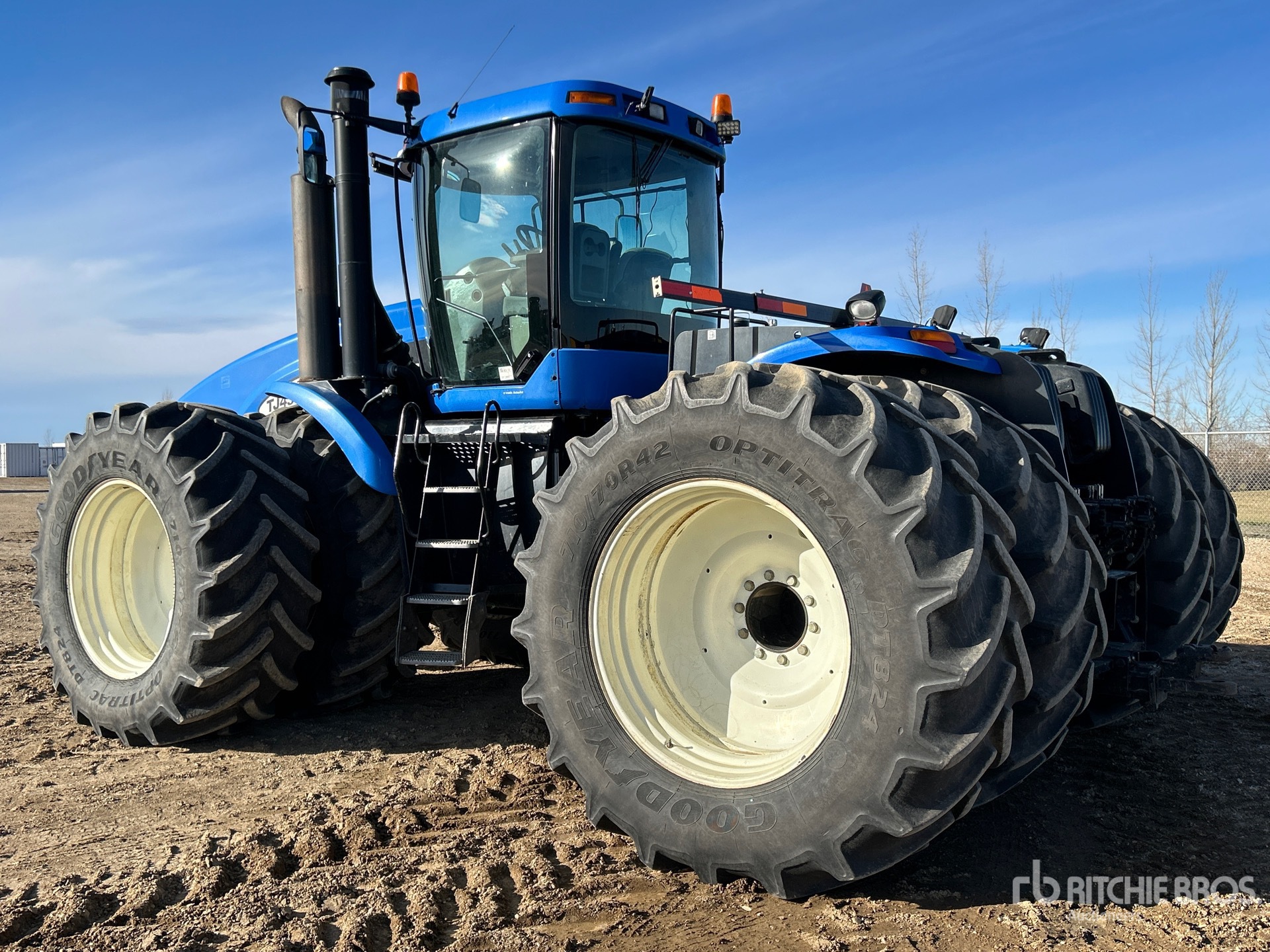 Aspect général with Image, coin arrière gauche
