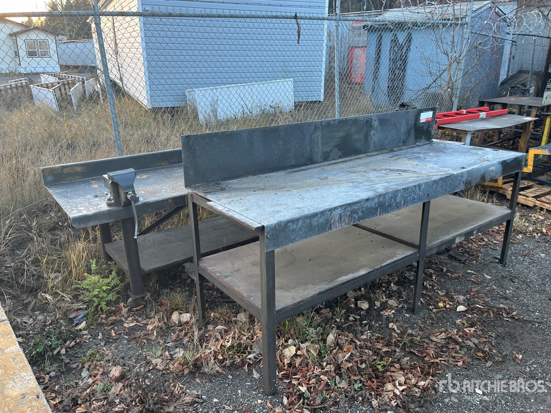 General Appearance with Foto, angolo anteriore destro