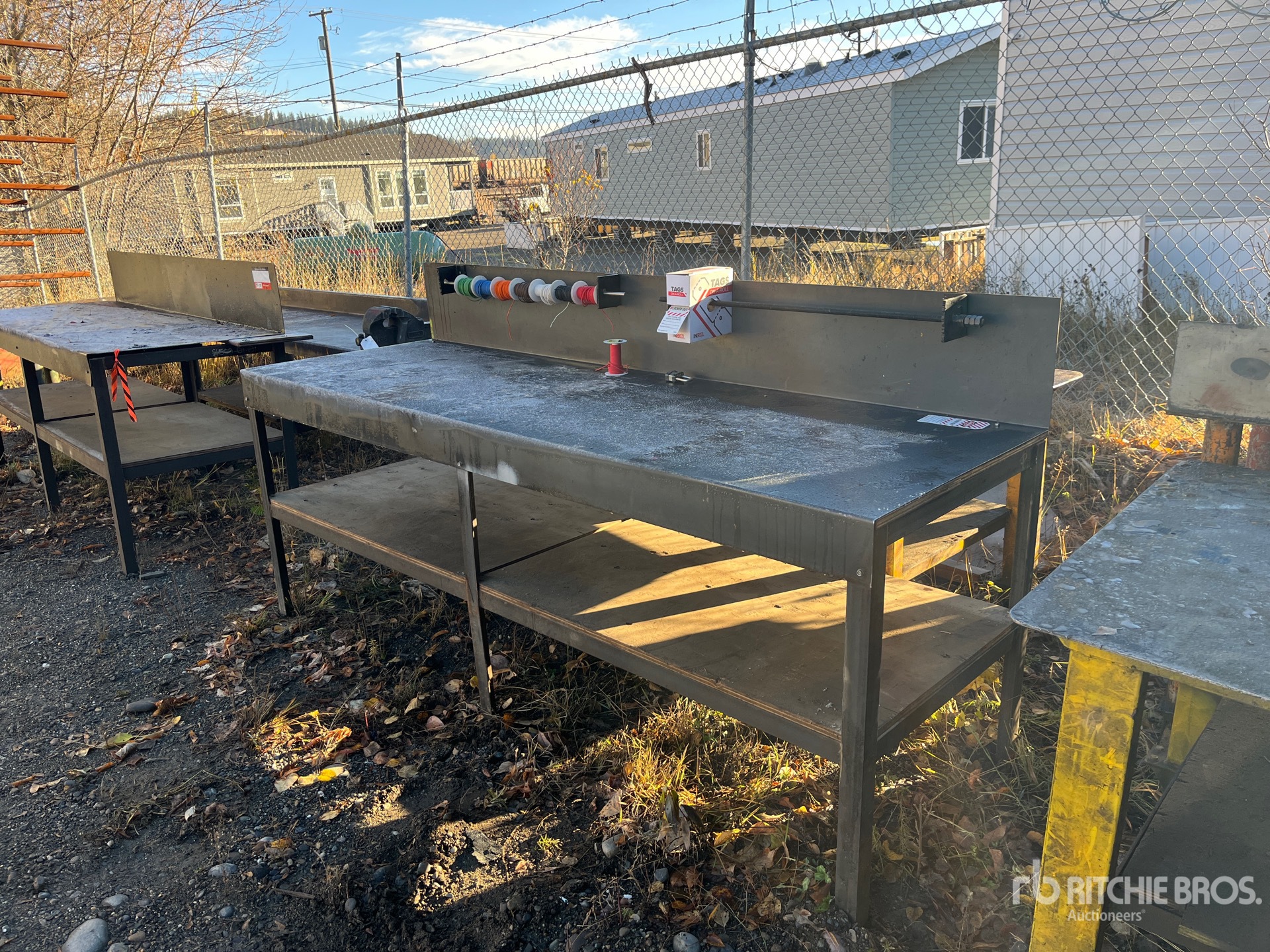 General Appearance with Foto, angolo anteriore sinistro