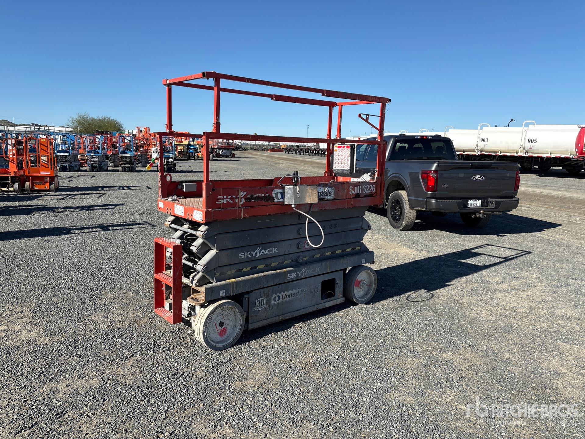 General Appearance with Picture, Left Front Corner