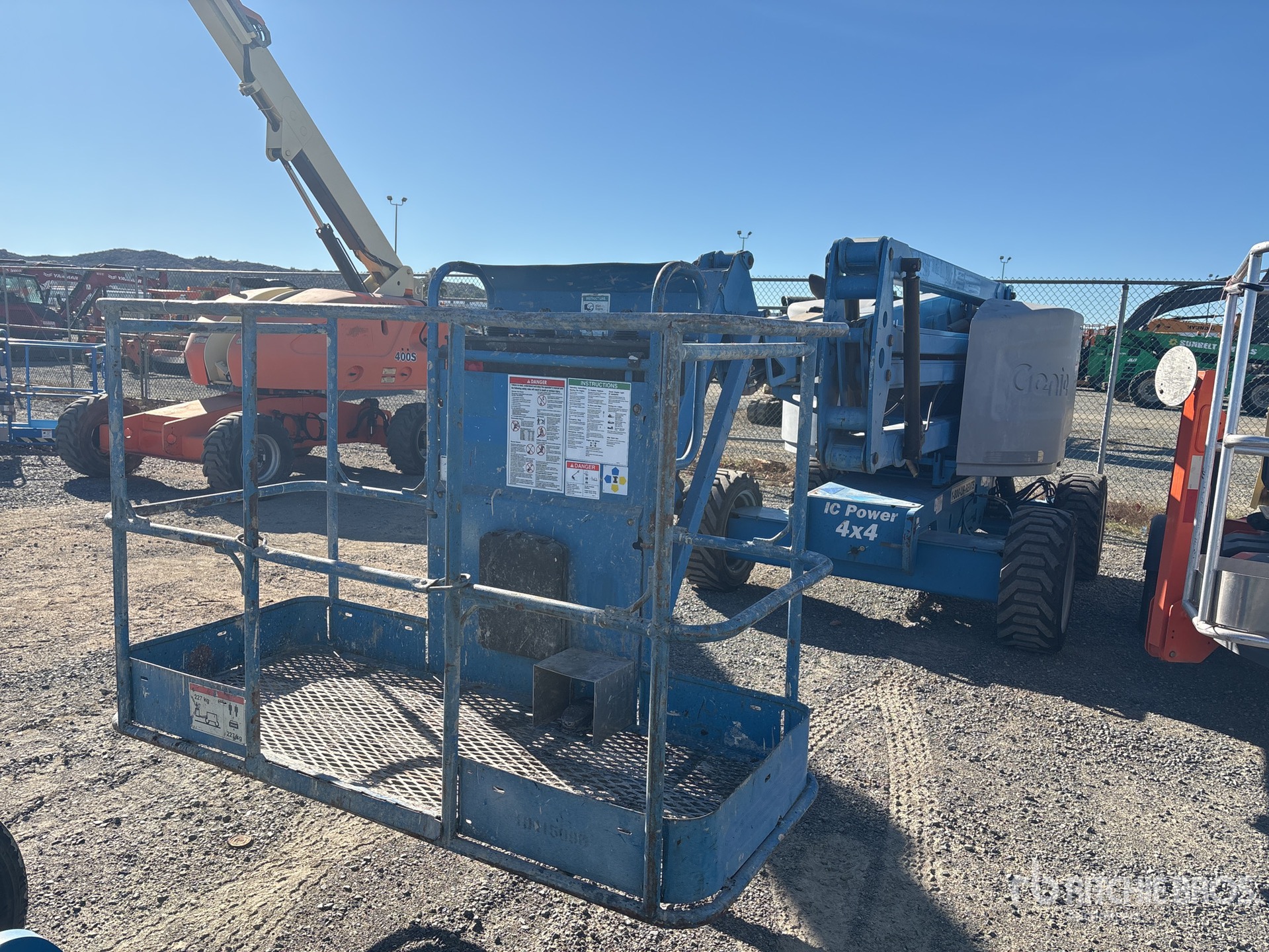 General Appearance with Picture, Left Front Corner