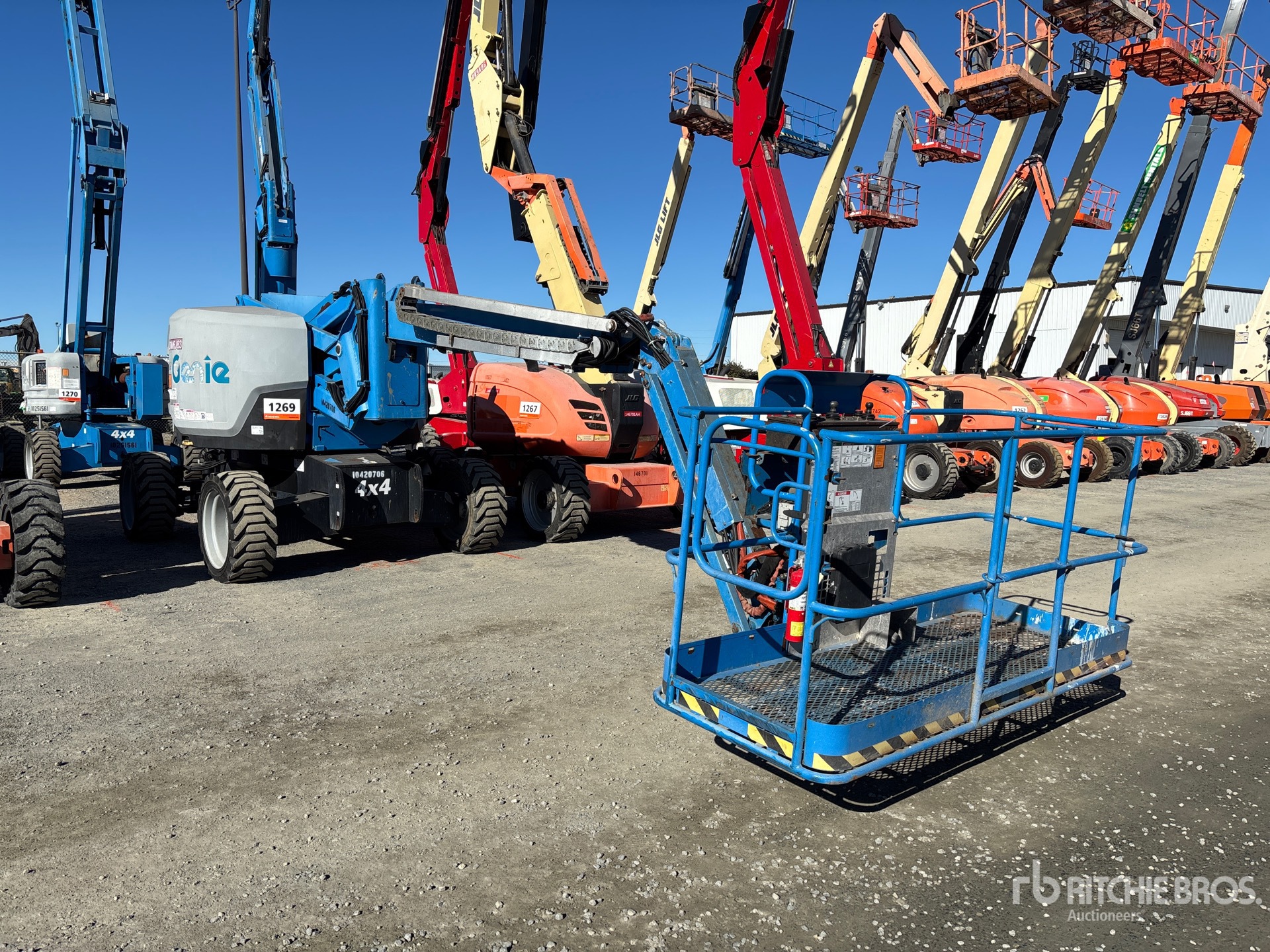 General Appearance with Picture, Right Front Corner