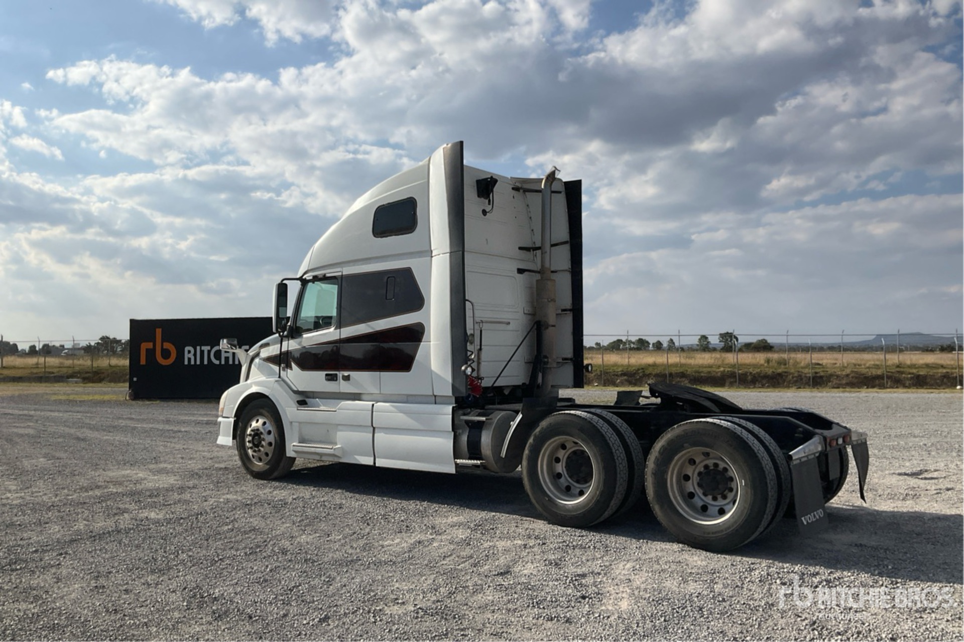 General Appearance with Image, coin arrière gauche