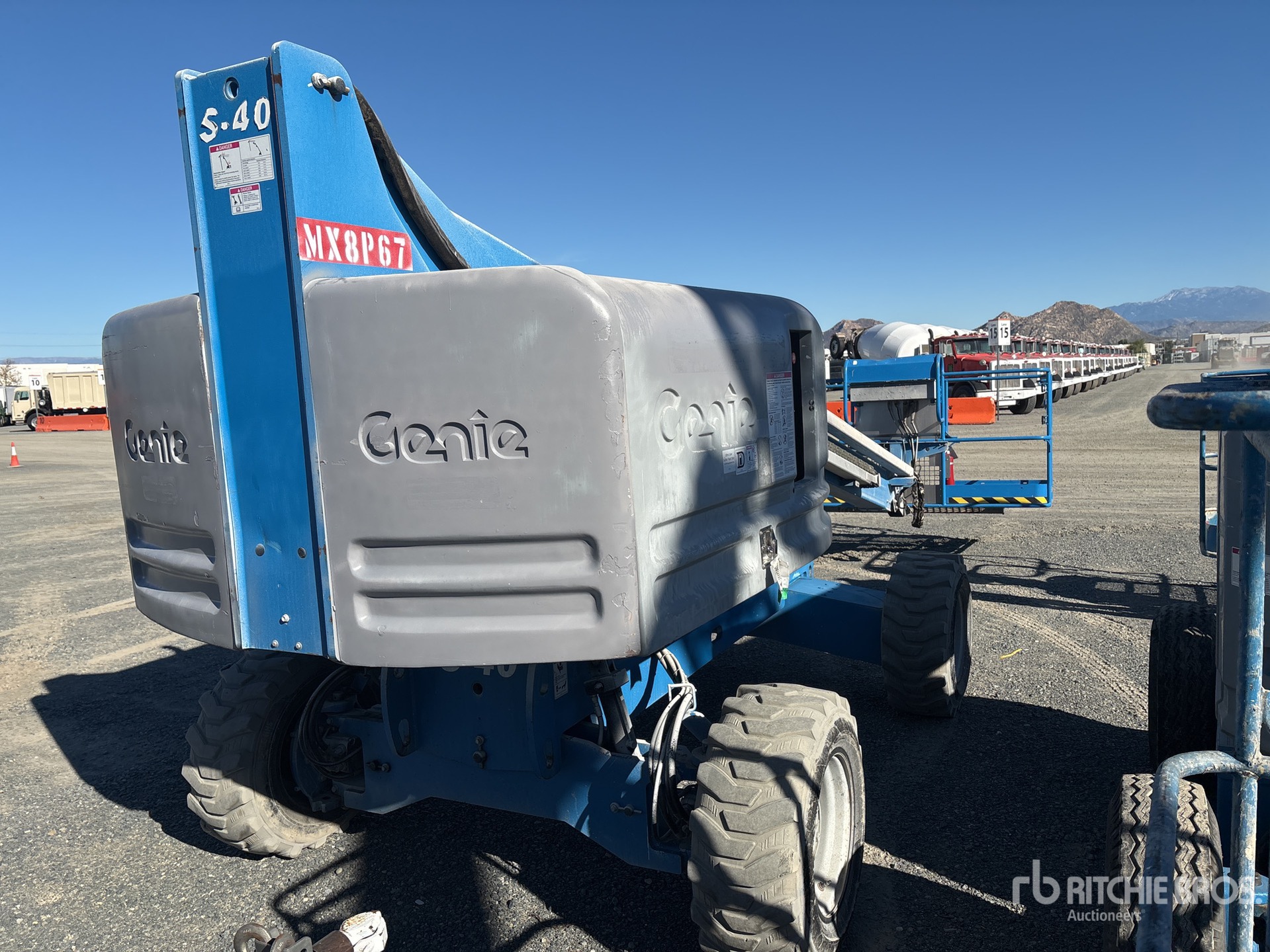 General Appearance with Picture, Right Rear Corner