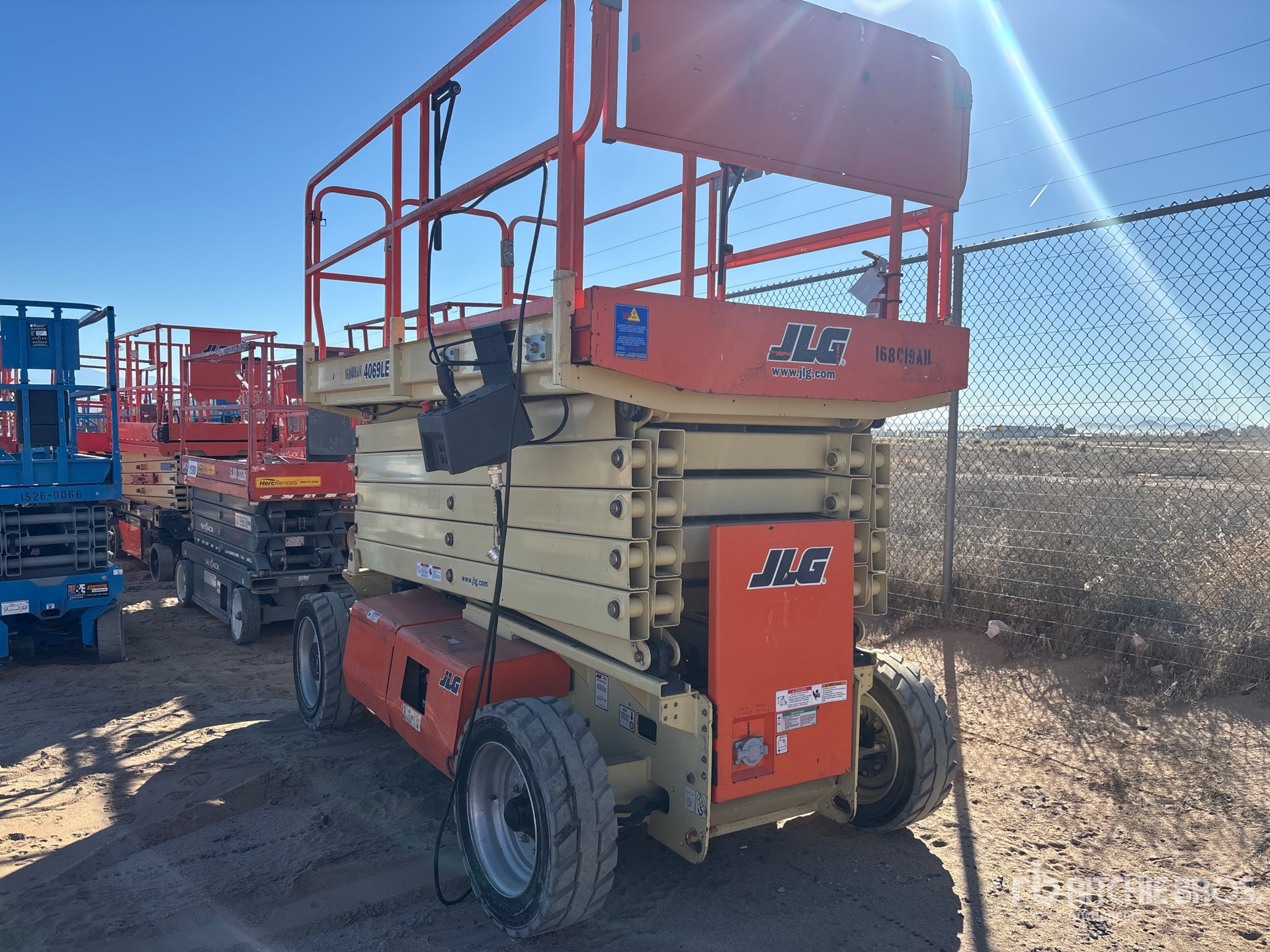 General Appearance with Picture, Right Front Corner