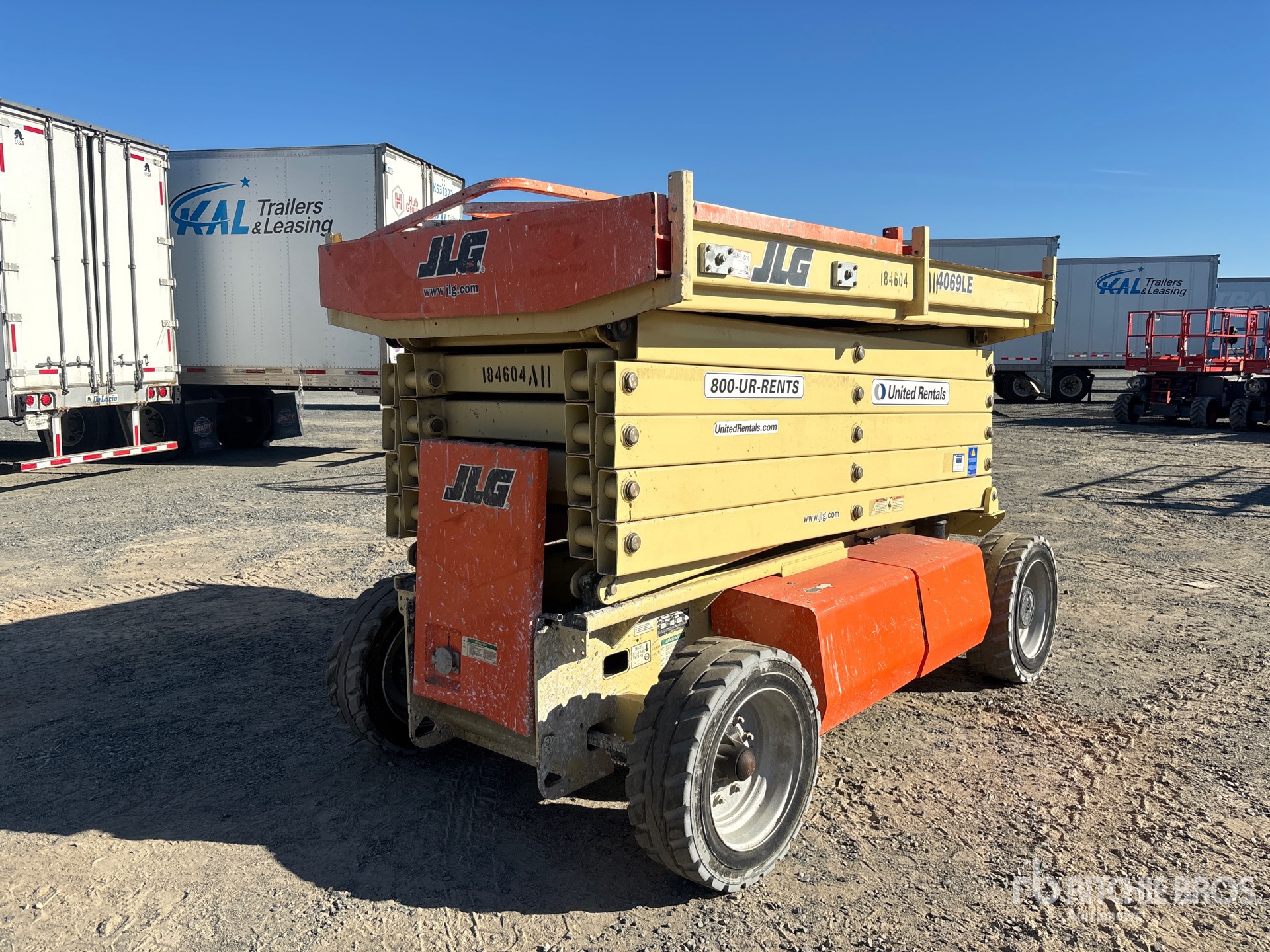 General Appearance with Picture, Left Front Corner