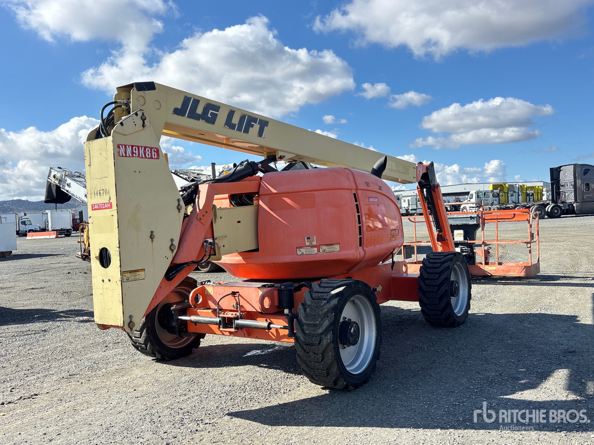 General Appearance with Picture, Right Rear Corner